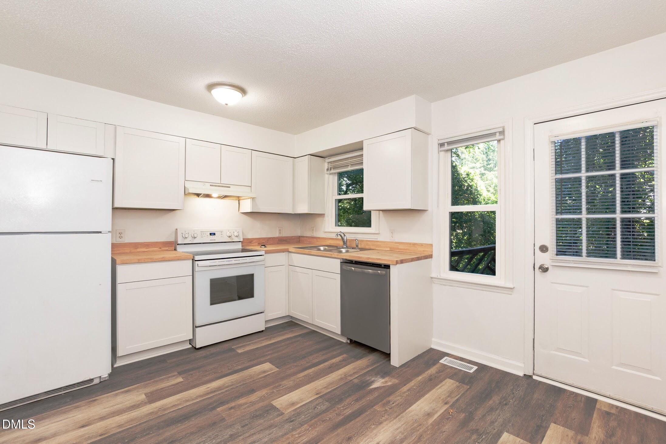 2209 Quartz Court Property Photo 16