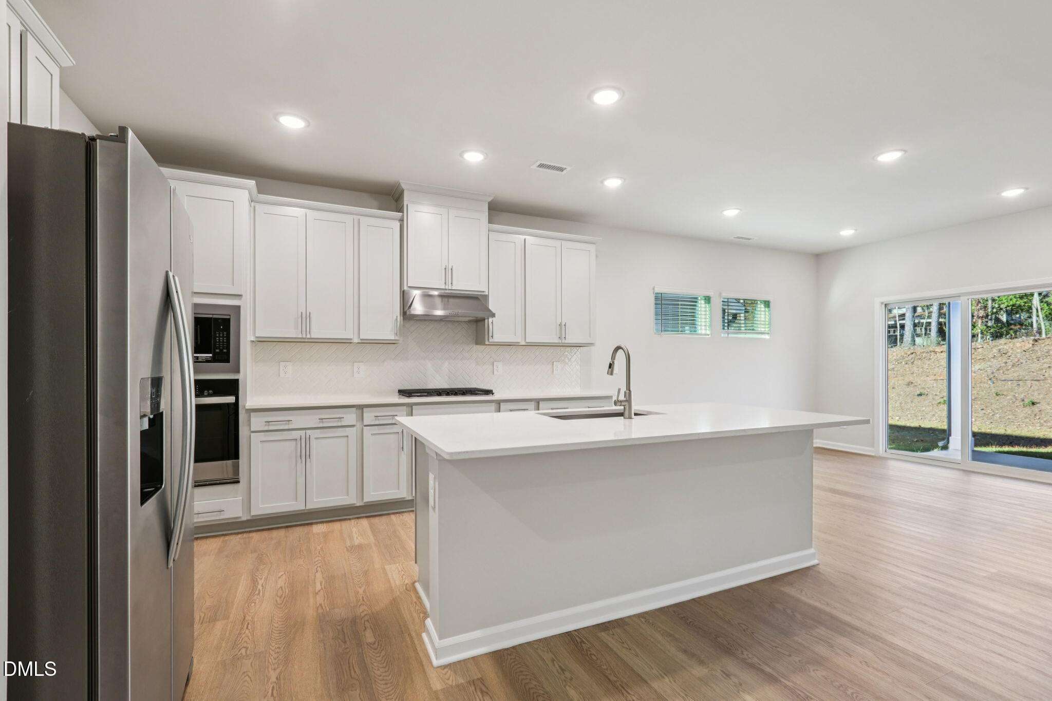 2117 Topsail Road Property Photo 5