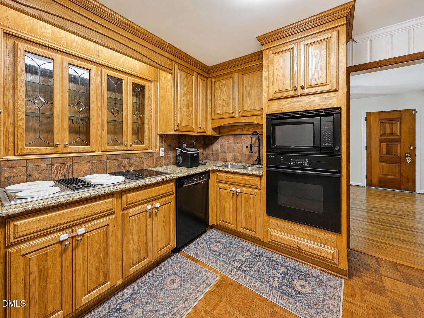 4505 Renfrew Drive Property Photo 6
