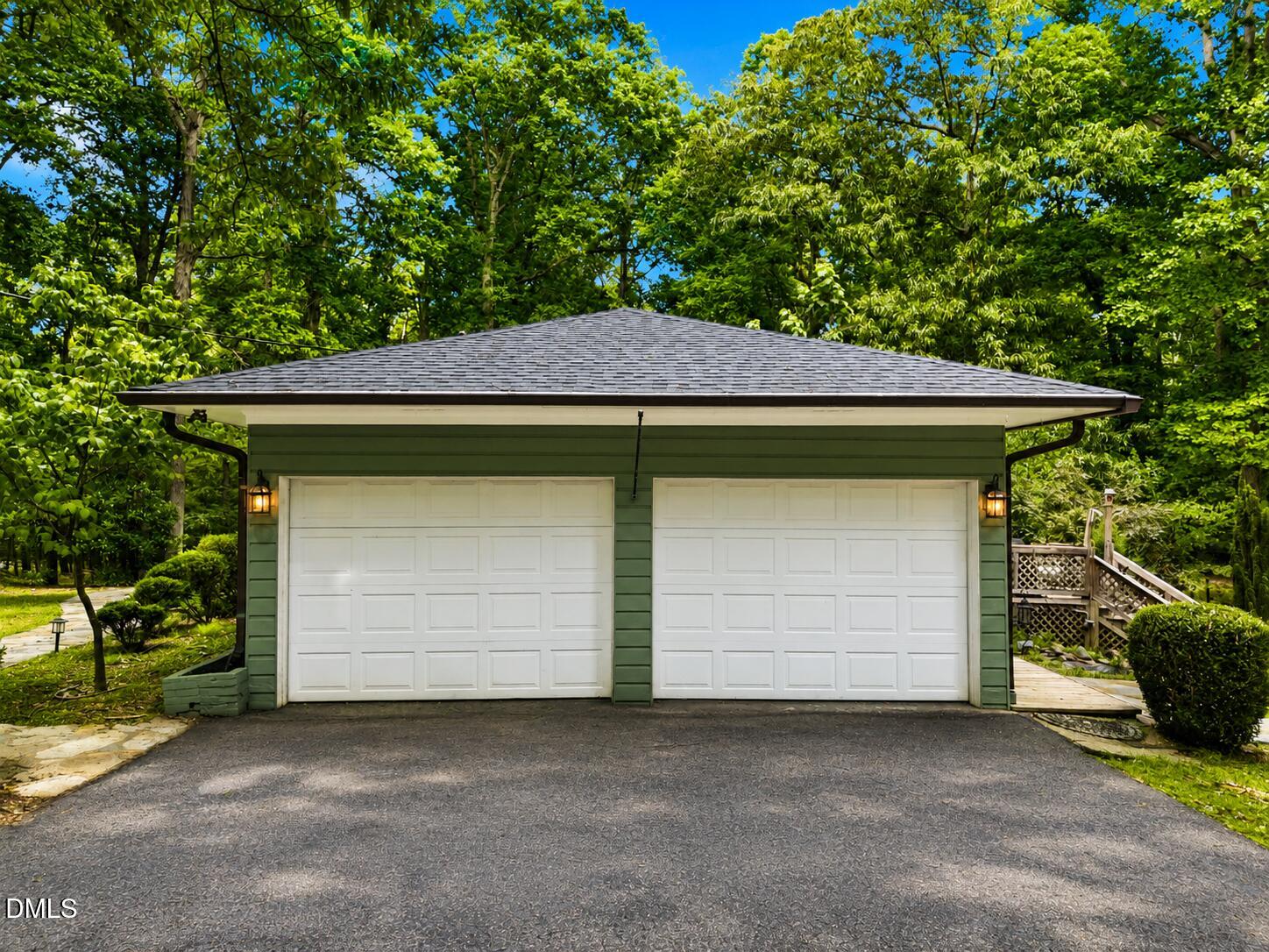 4505 Renfrew Drive Property Photo 13