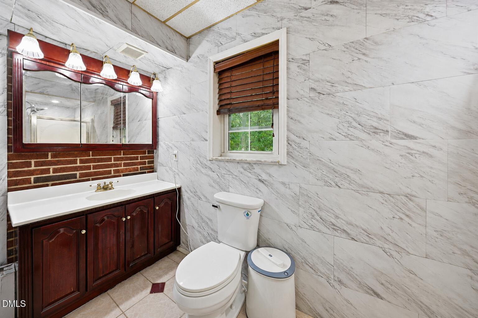 4505 Renfrew Drive Property Photo 36