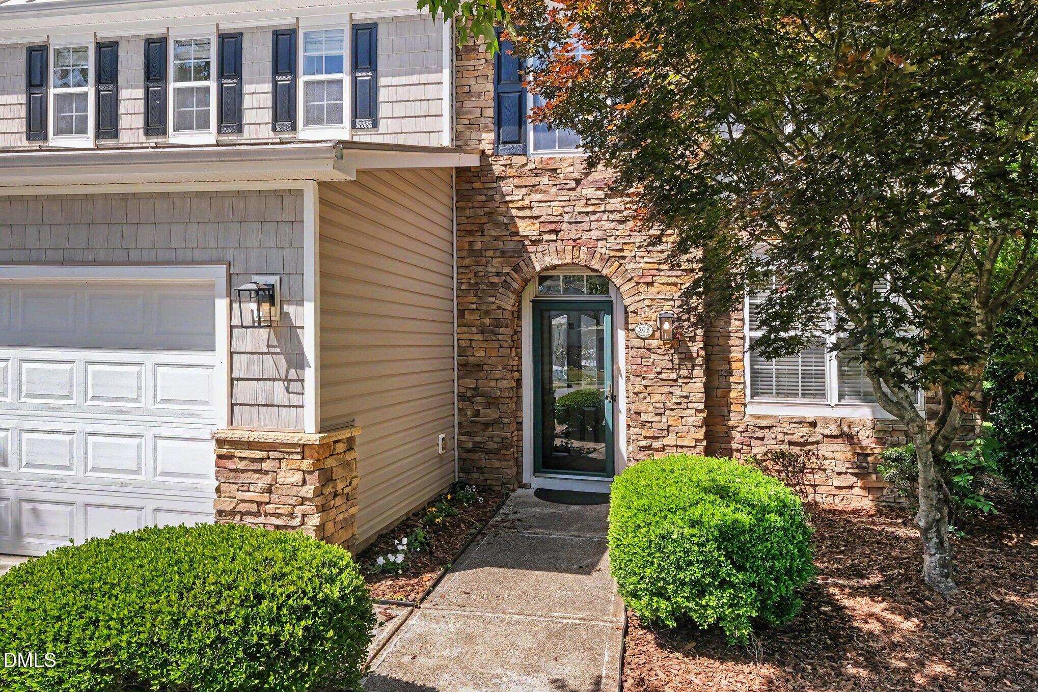 508 Ashburn Lane Property Photo 4