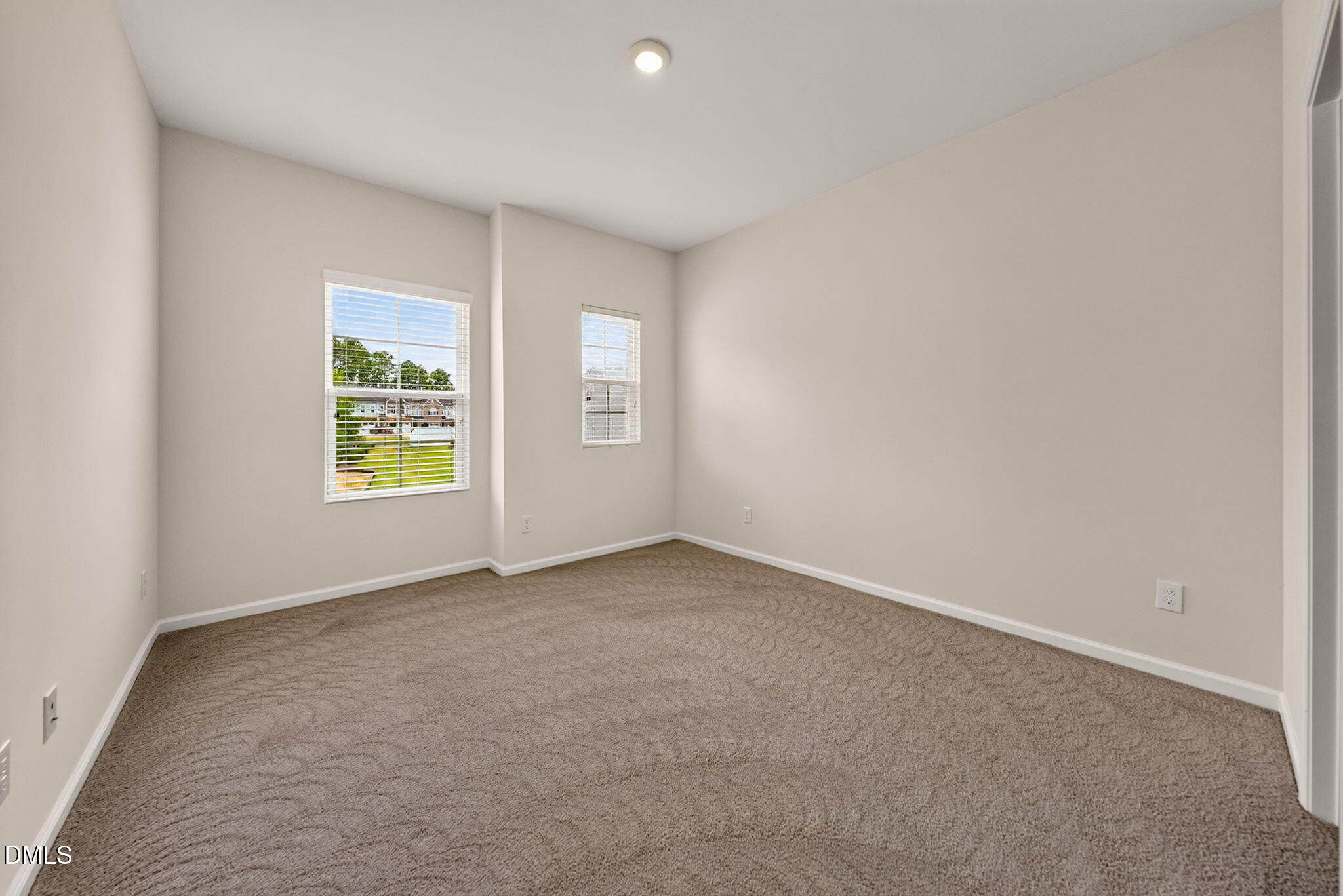 1504 Fairbury Lane Property Photo 32