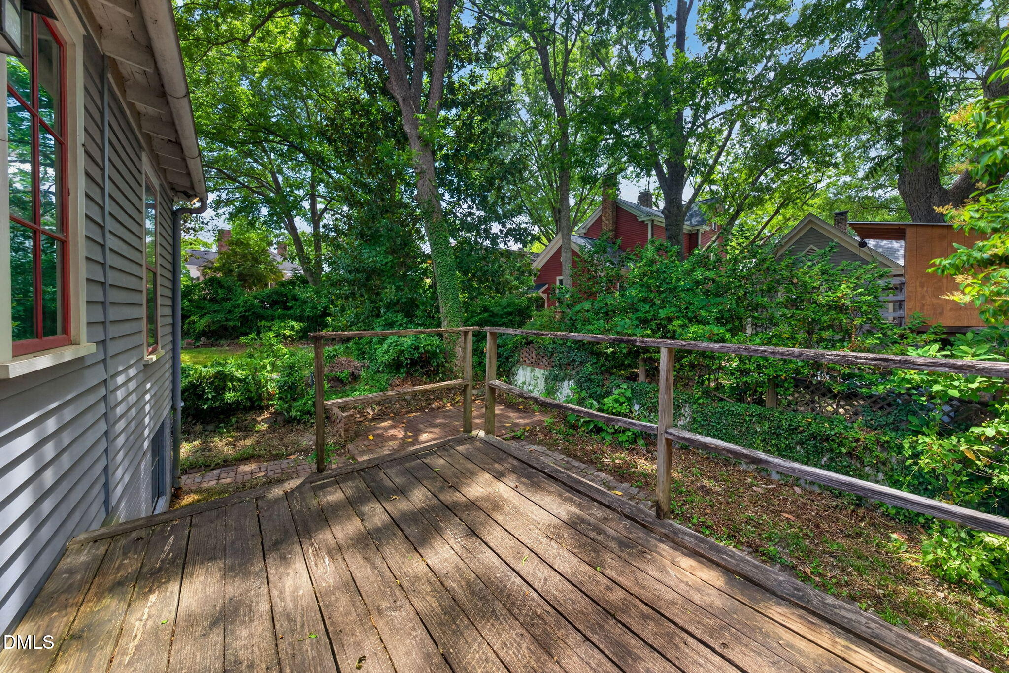 517 N East Street Property Photo 42