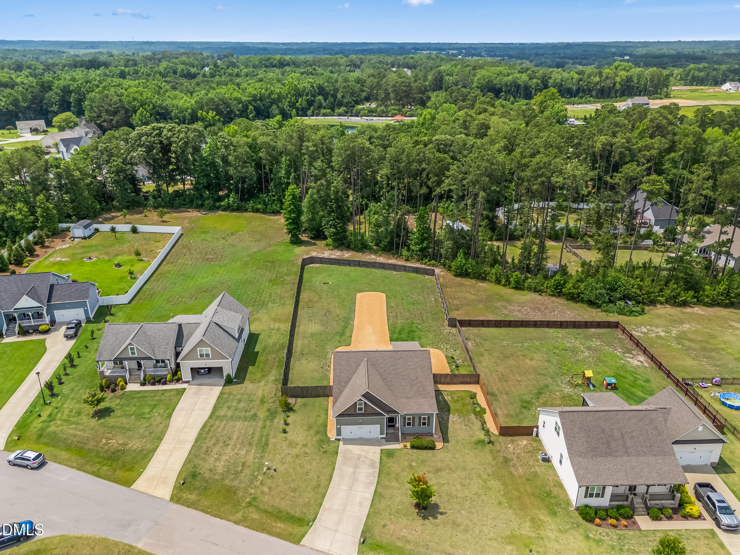 102 Regal Pond Drive Property Photo 4