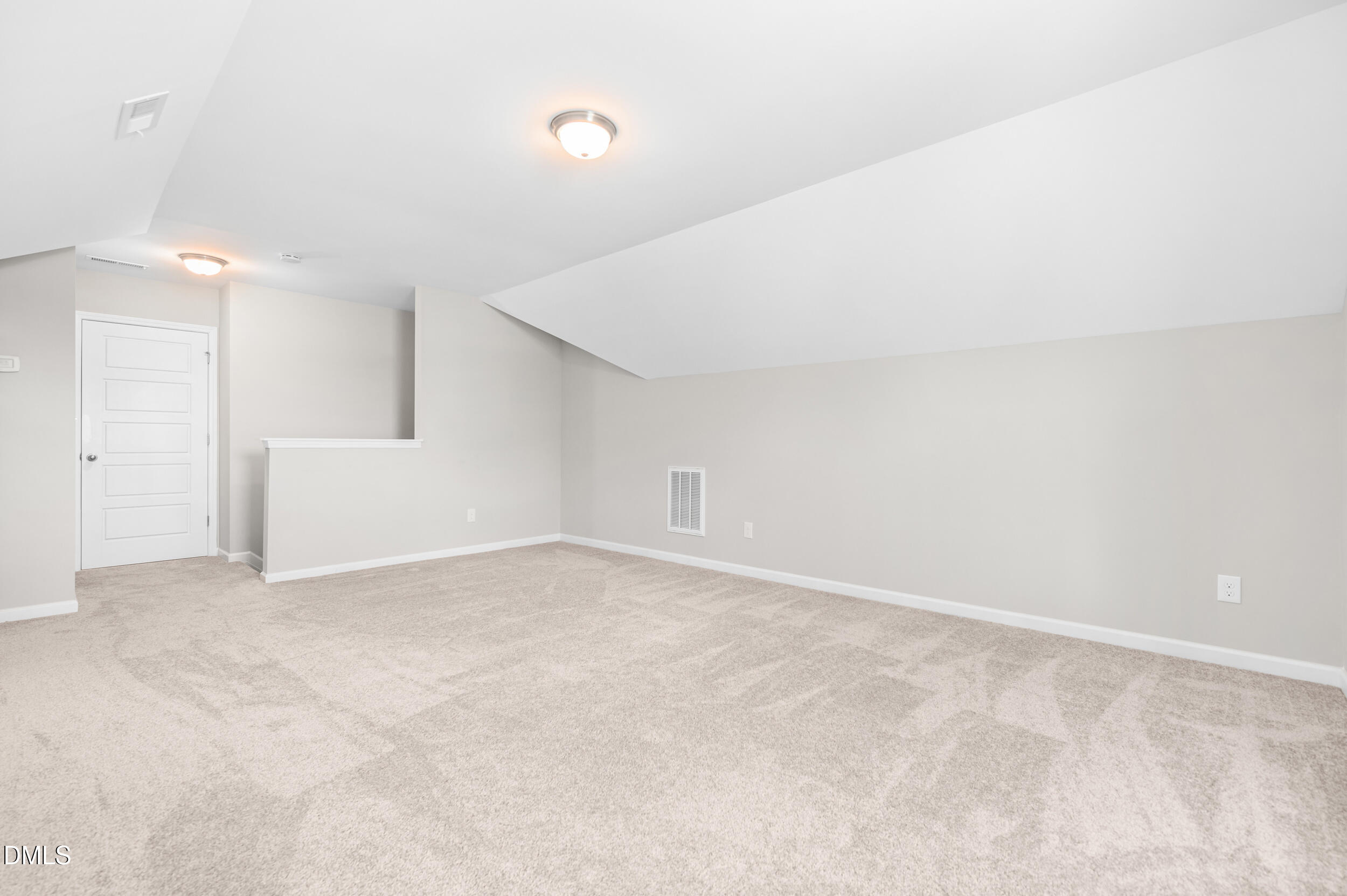 102 Regal Pond Drive Property Photo 26
