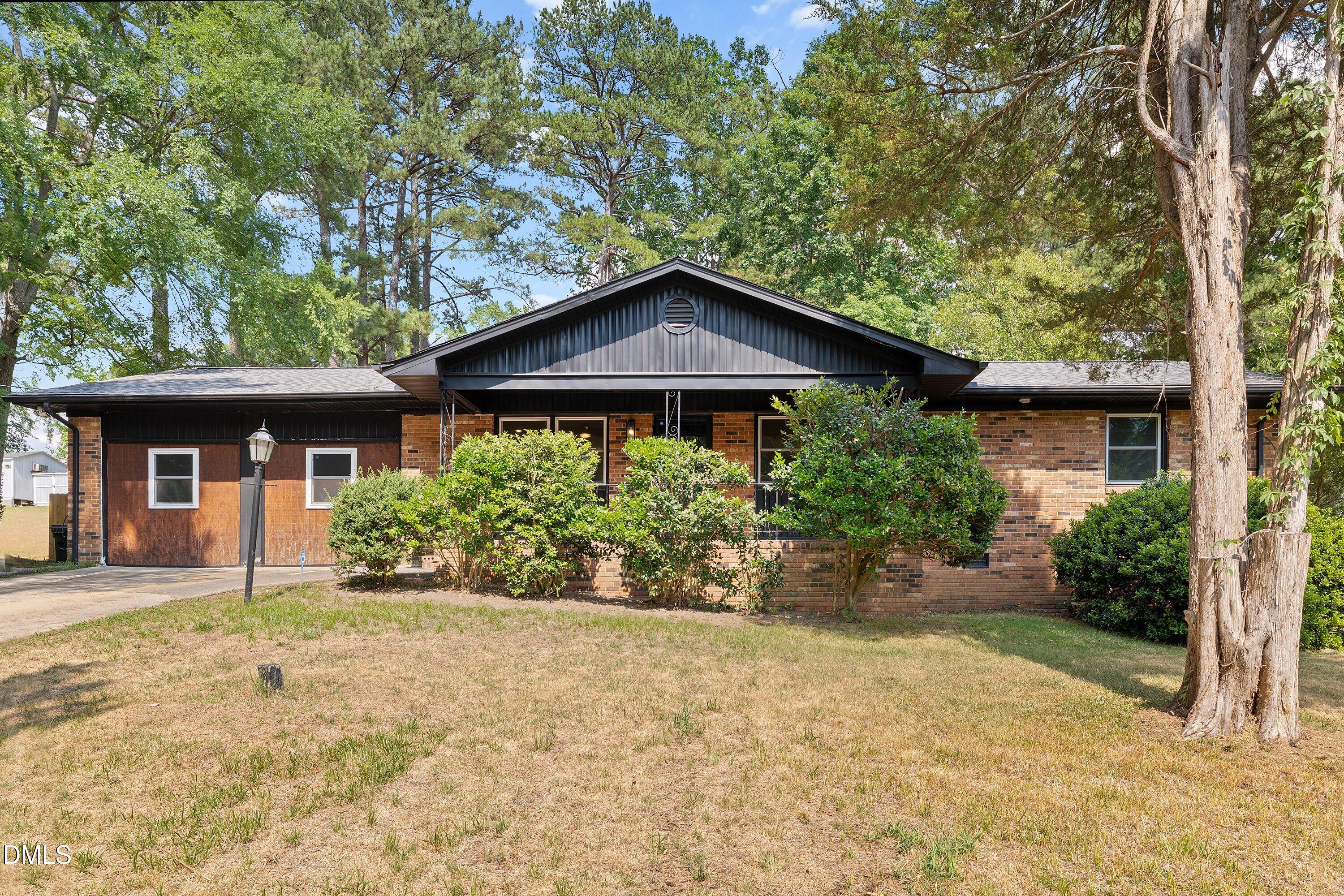 1012 Benning Street Property Photo 1