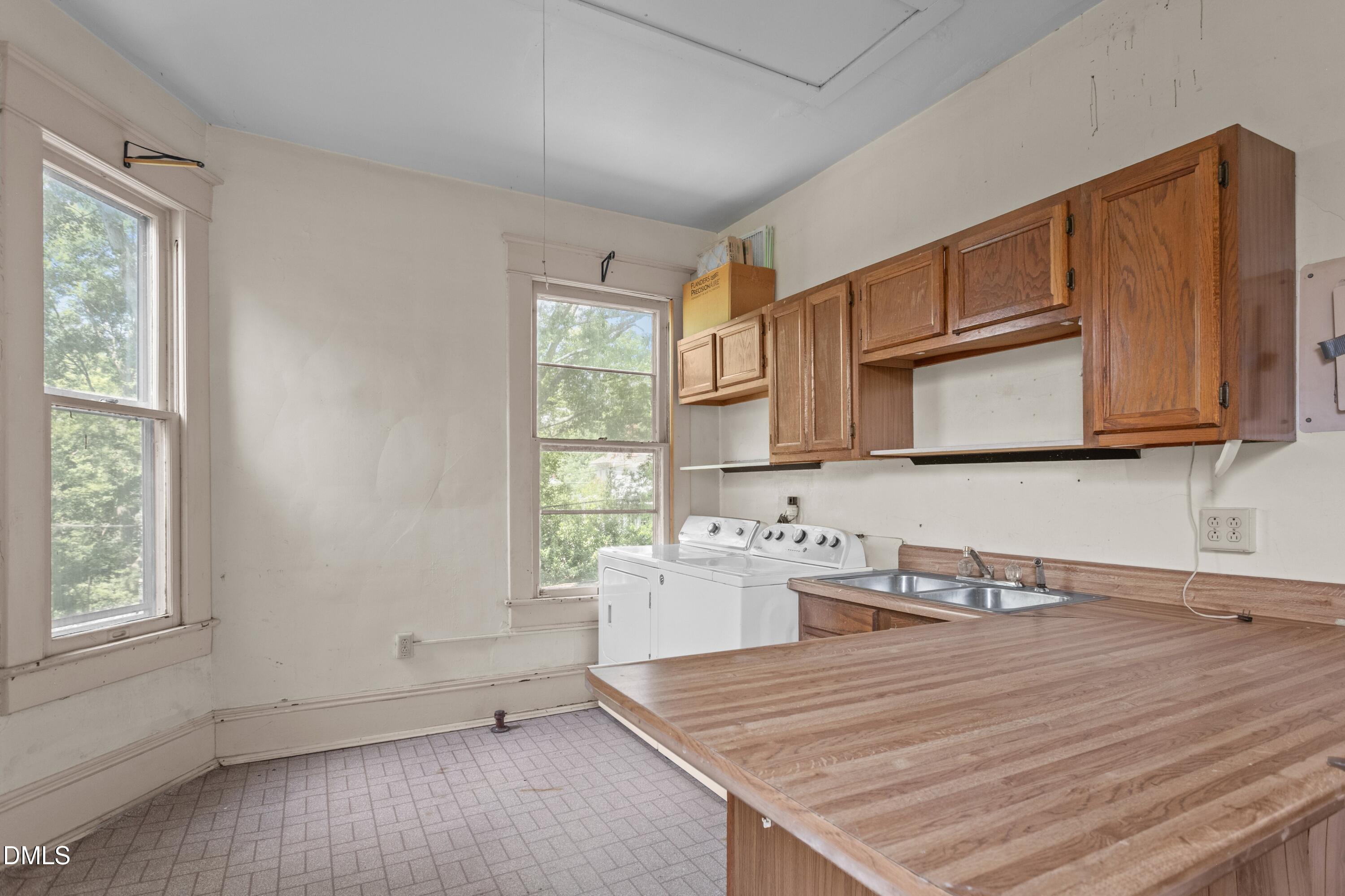 414 S Boylan Avenue Property Photo 18