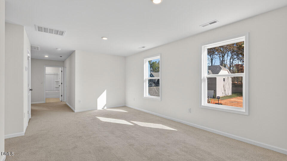 640 Bumblebee Loop Property Photo 13