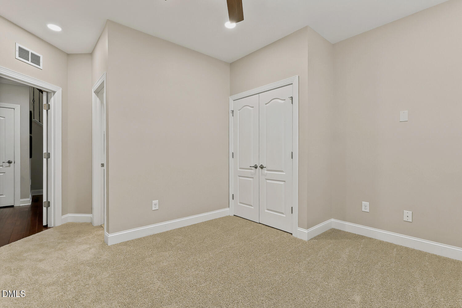 300 Silver Bluff Street Property Photo 40