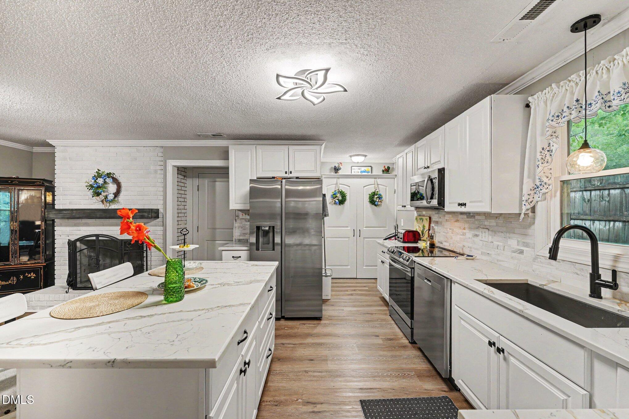 211 Brookside Drive Property Photo 8