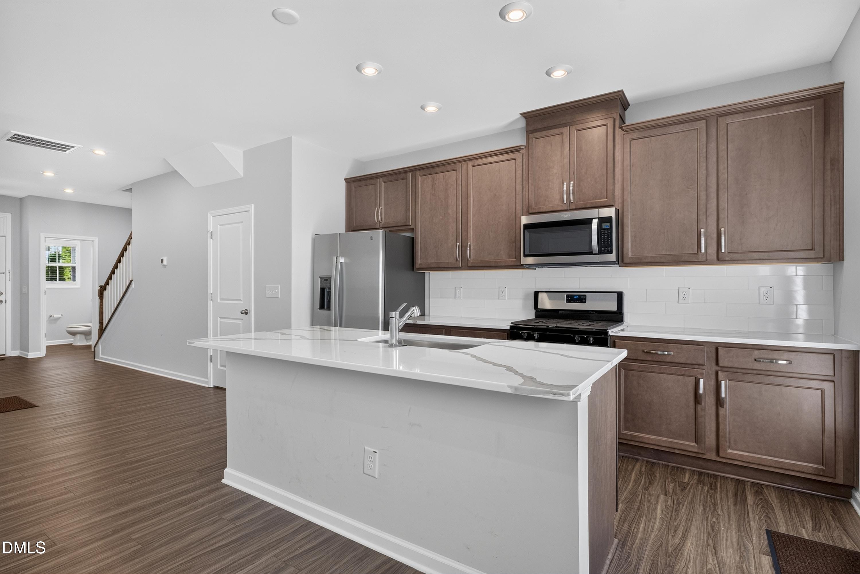 803 Star Ridge Drive Property Photo 5