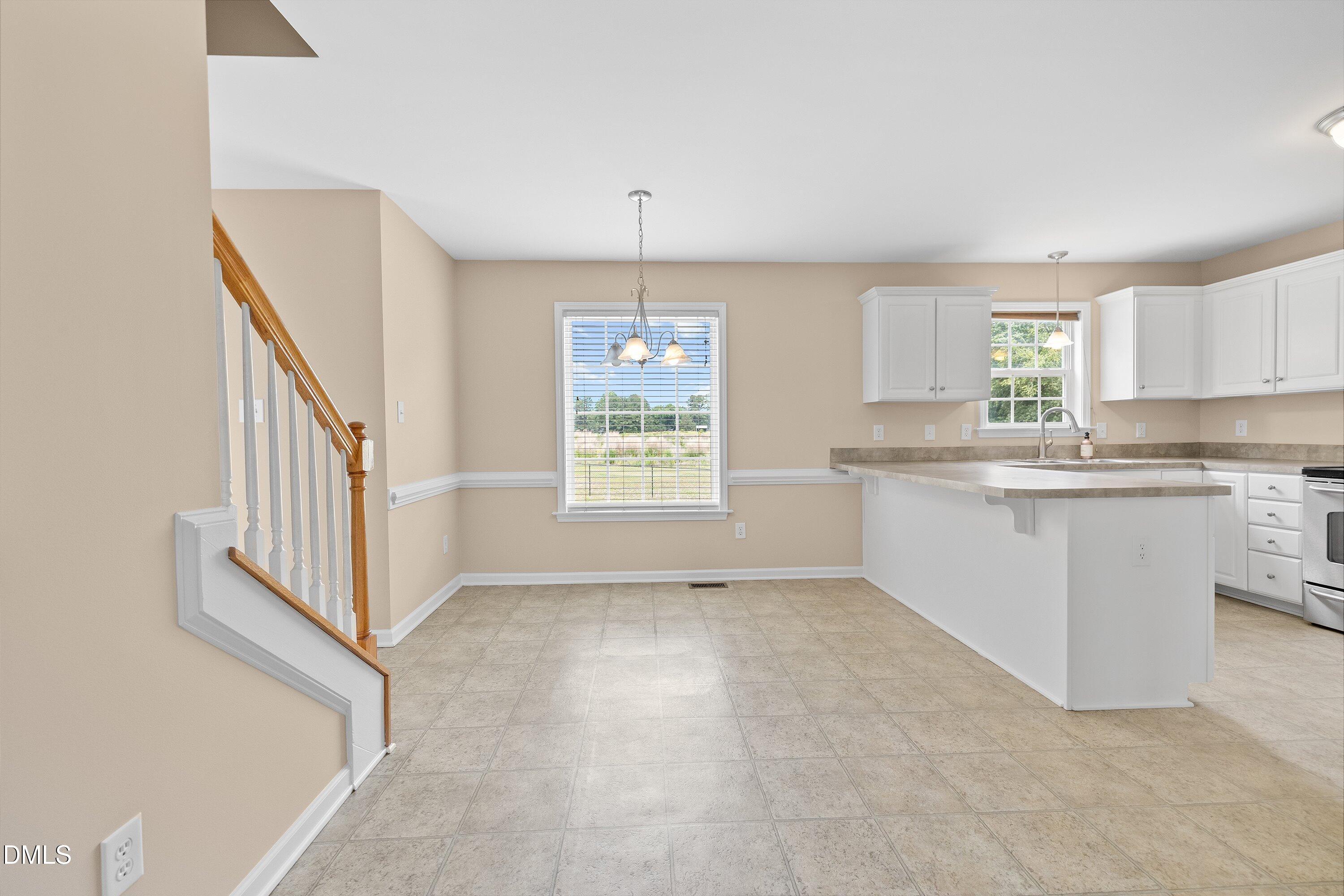 167 Bridle Drive Property Photo 7