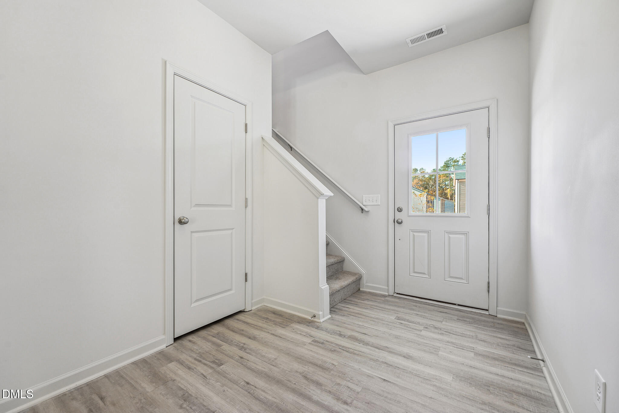 3317 Slippery Elm Drive Property Photo 4
