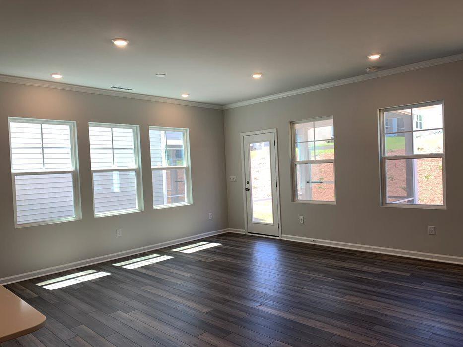 139 Yellow Iris Drive Property Photo 14