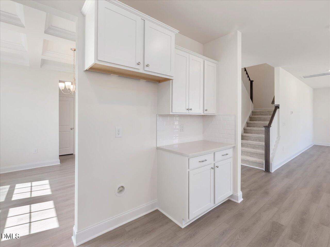 508 Hipwood Drive Property Photo 6
