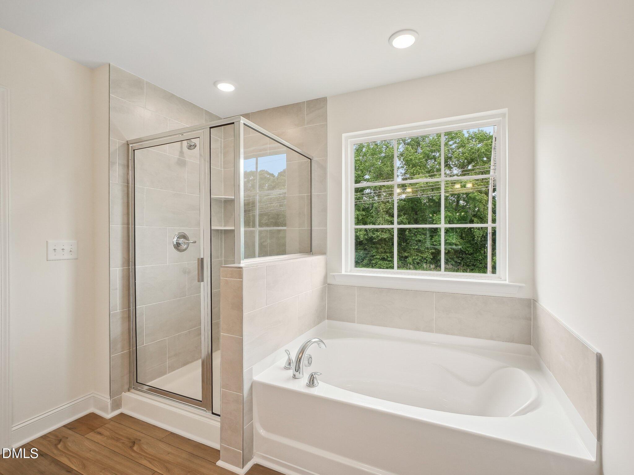 508 Hipwood Drive Property Photo 16