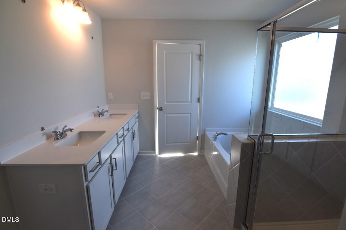 8 Silverbell Court Property Photo 13