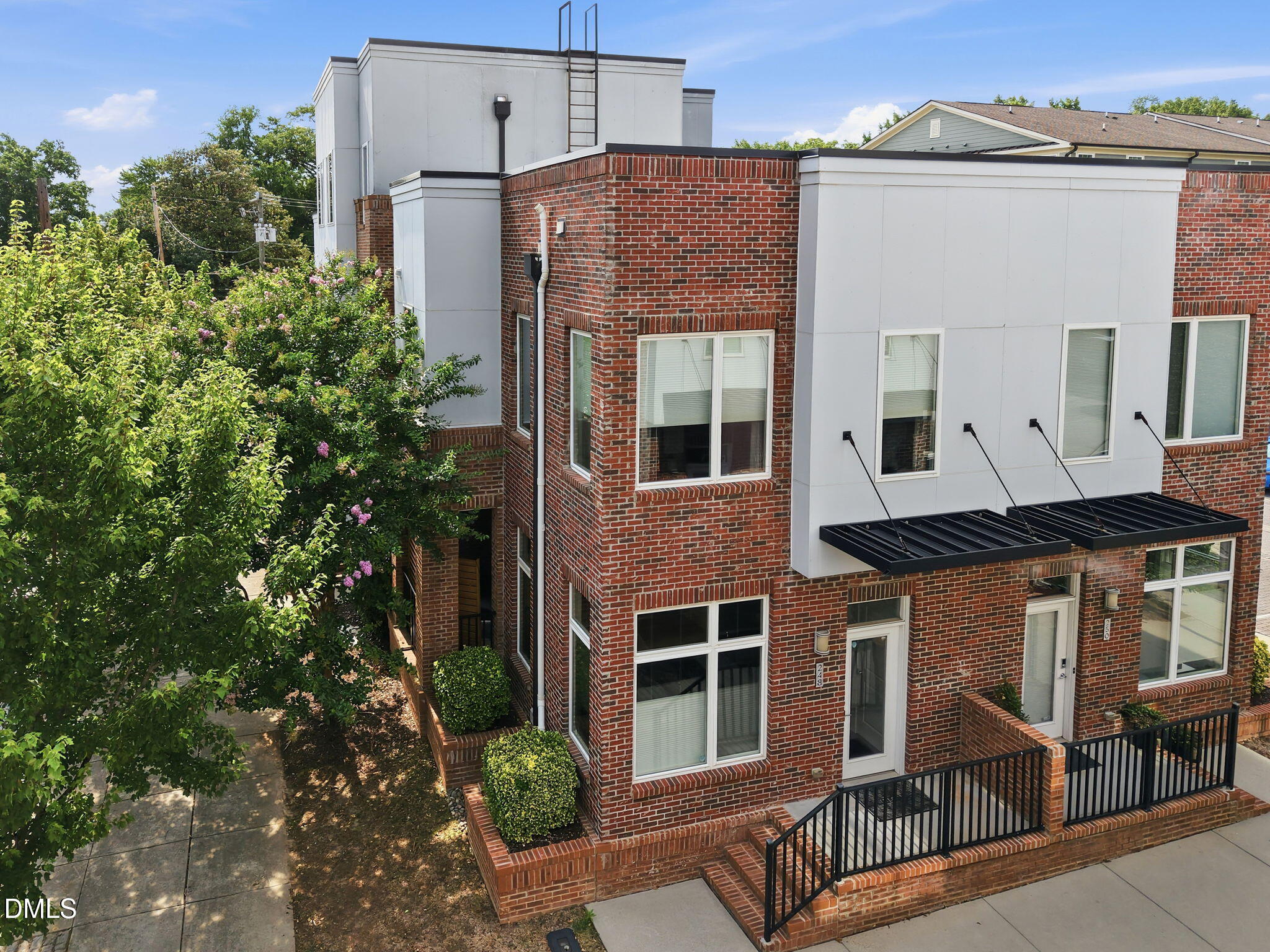 248 William Drummond Way Property Photo 1
