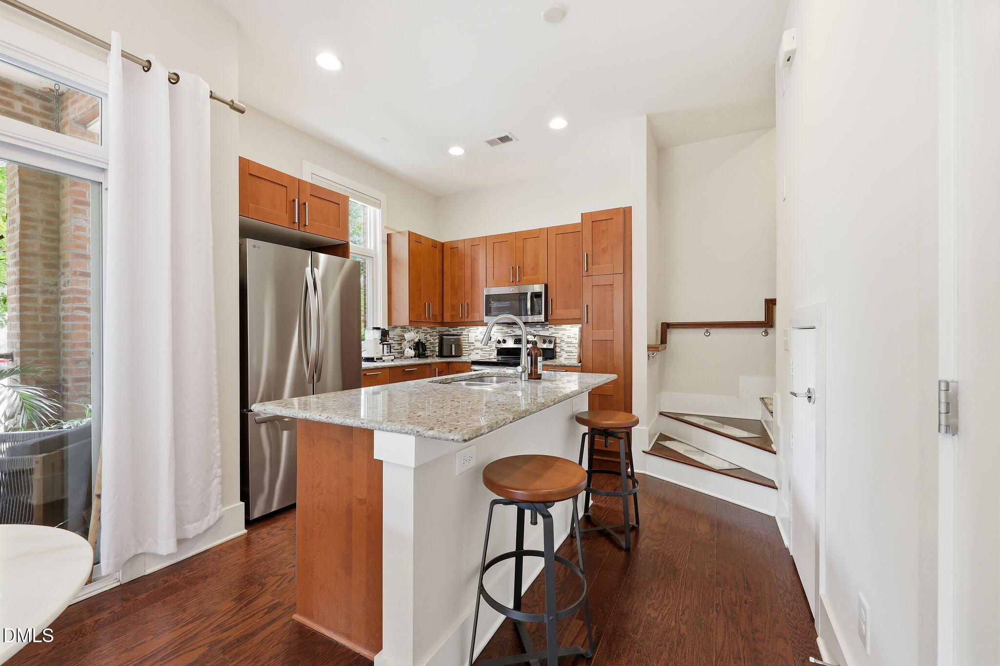 248 William Drummond Way Property Photo 7