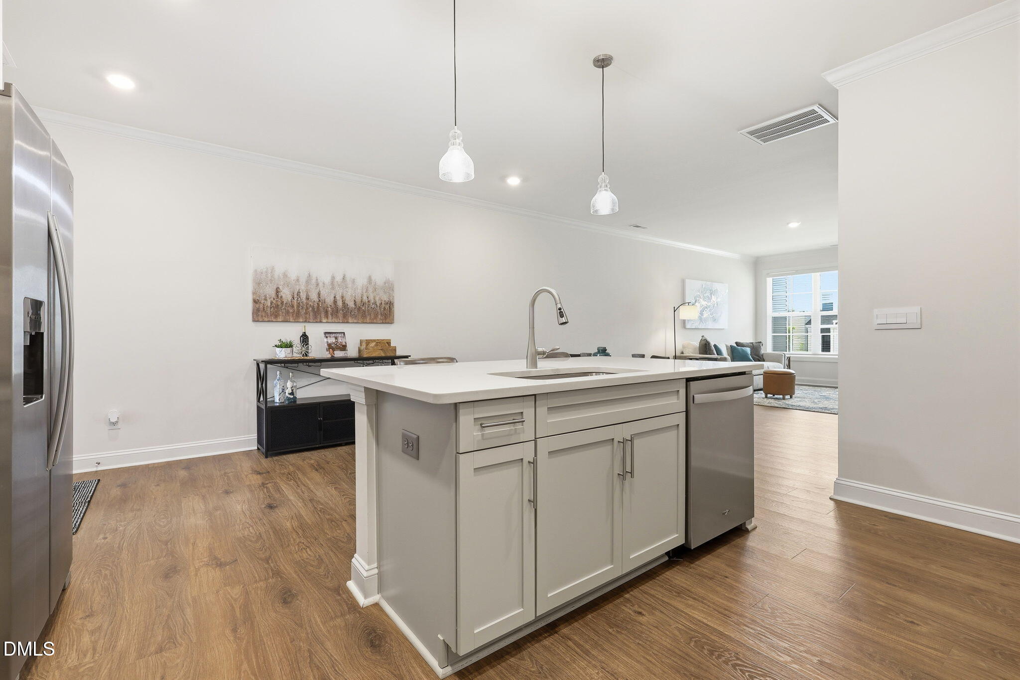 737 Andrade Drive Property Photo 8
