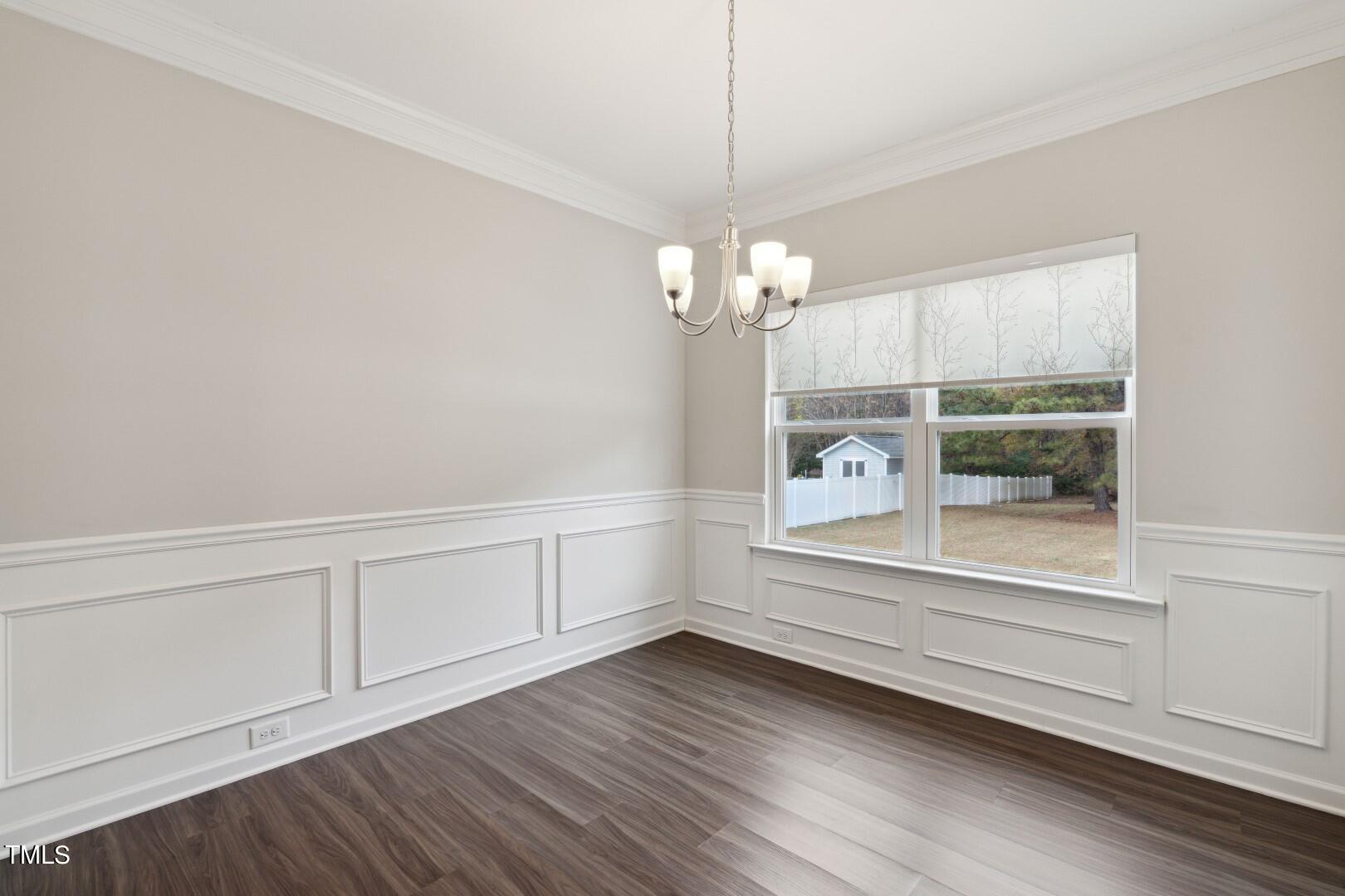 504 Highland Rhodes Drive Property Photo 17