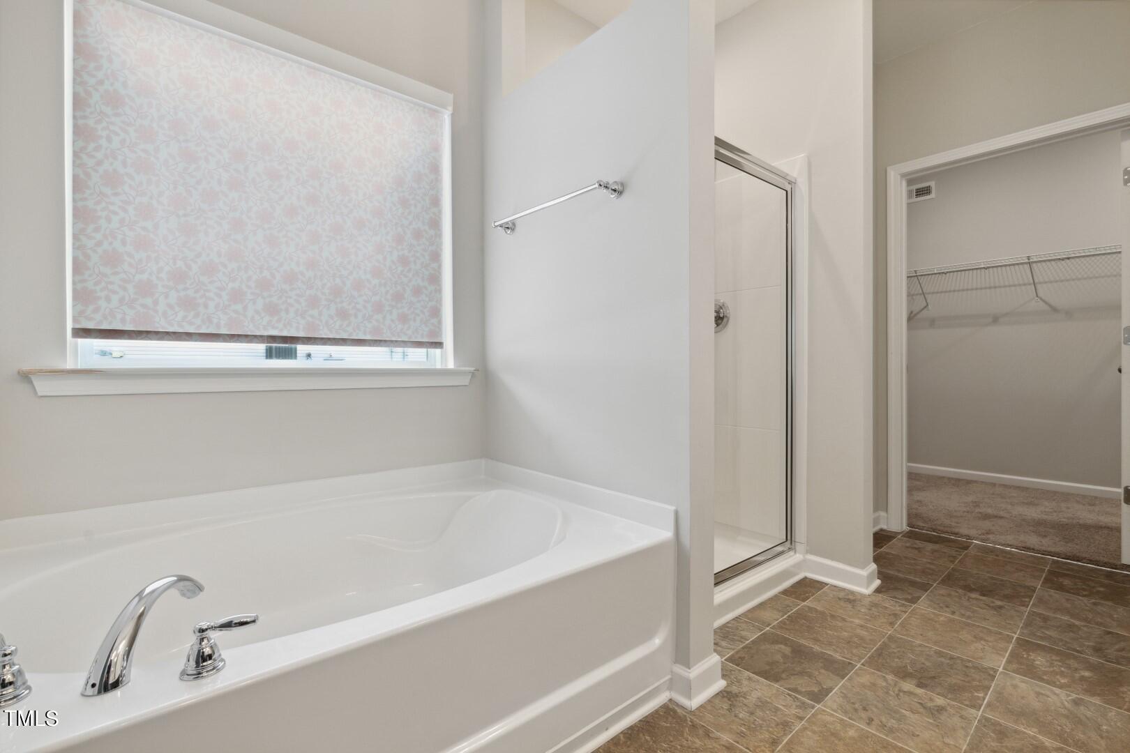 504 Highland Rhodes Drive Property Photo 22