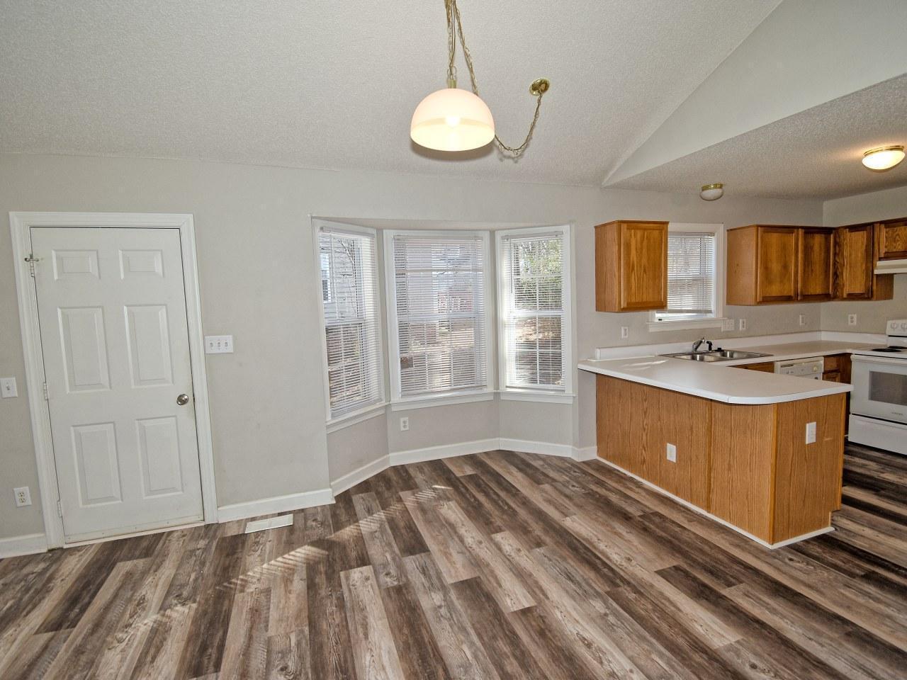 239 Tillamook Drive Property Photo 9