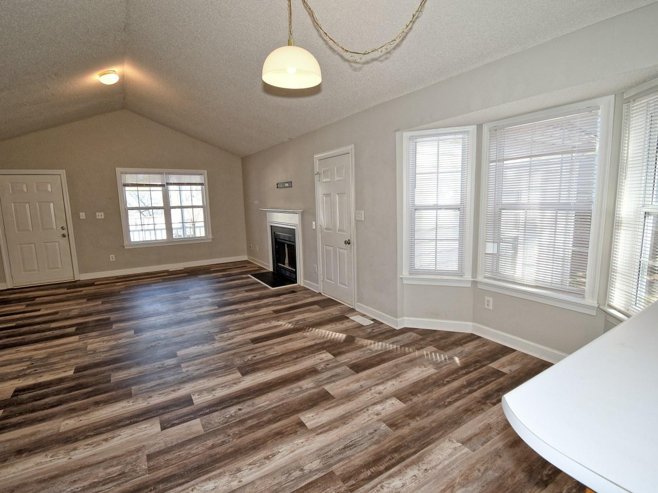 239 Tillamook Drive Property Photo 10