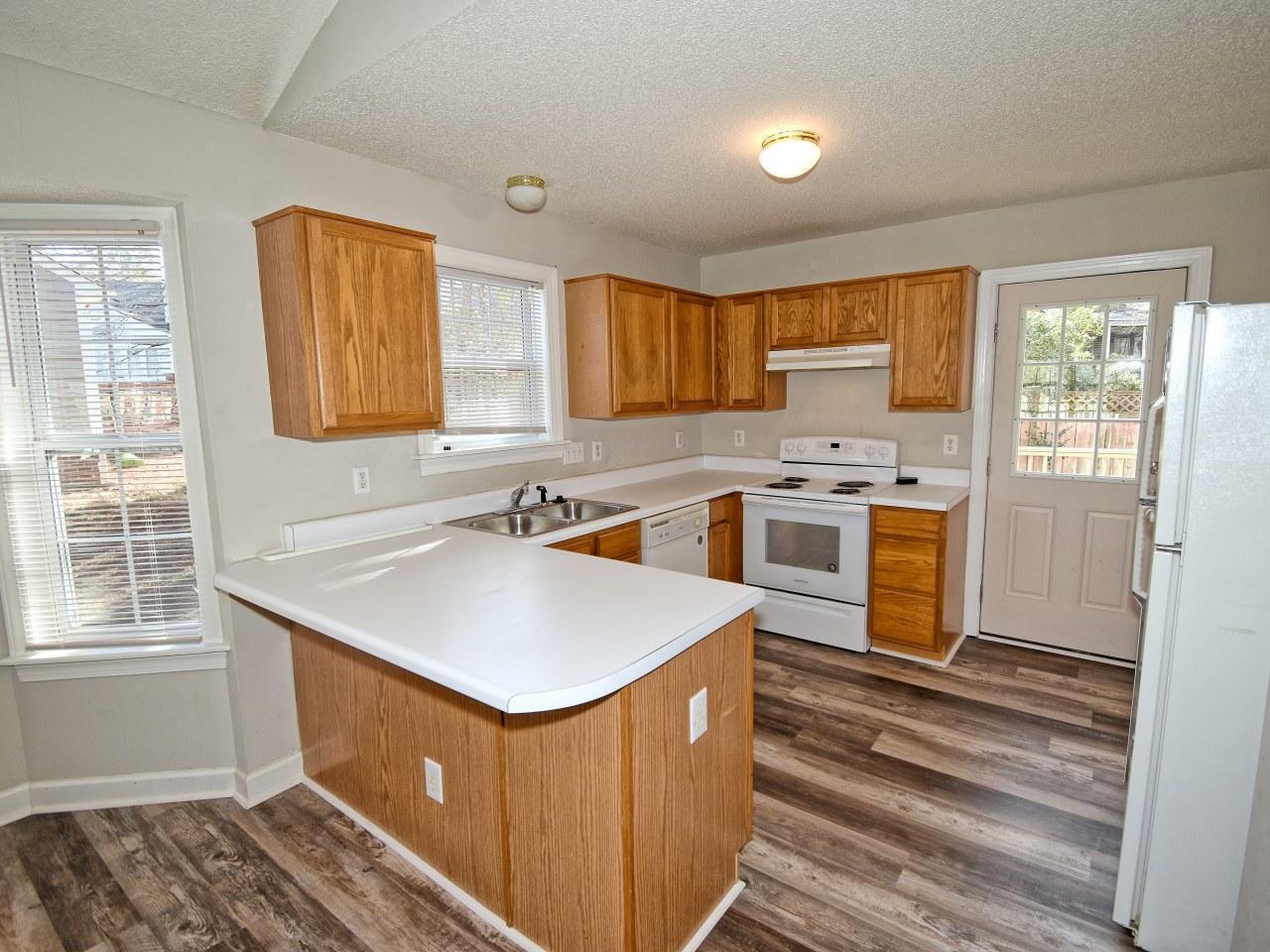 239 Tillamook Drive Property Photo 14