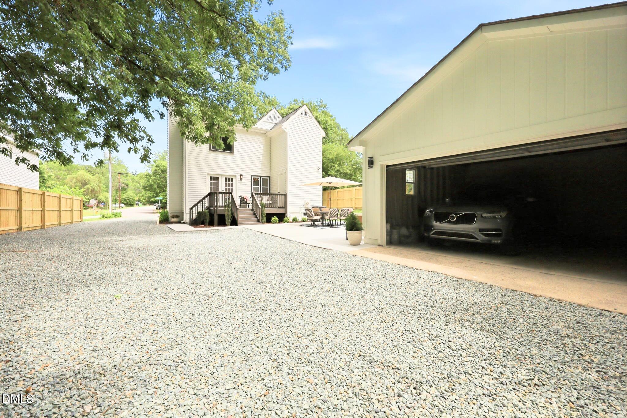 1011 Brighton Road Property Photo 4