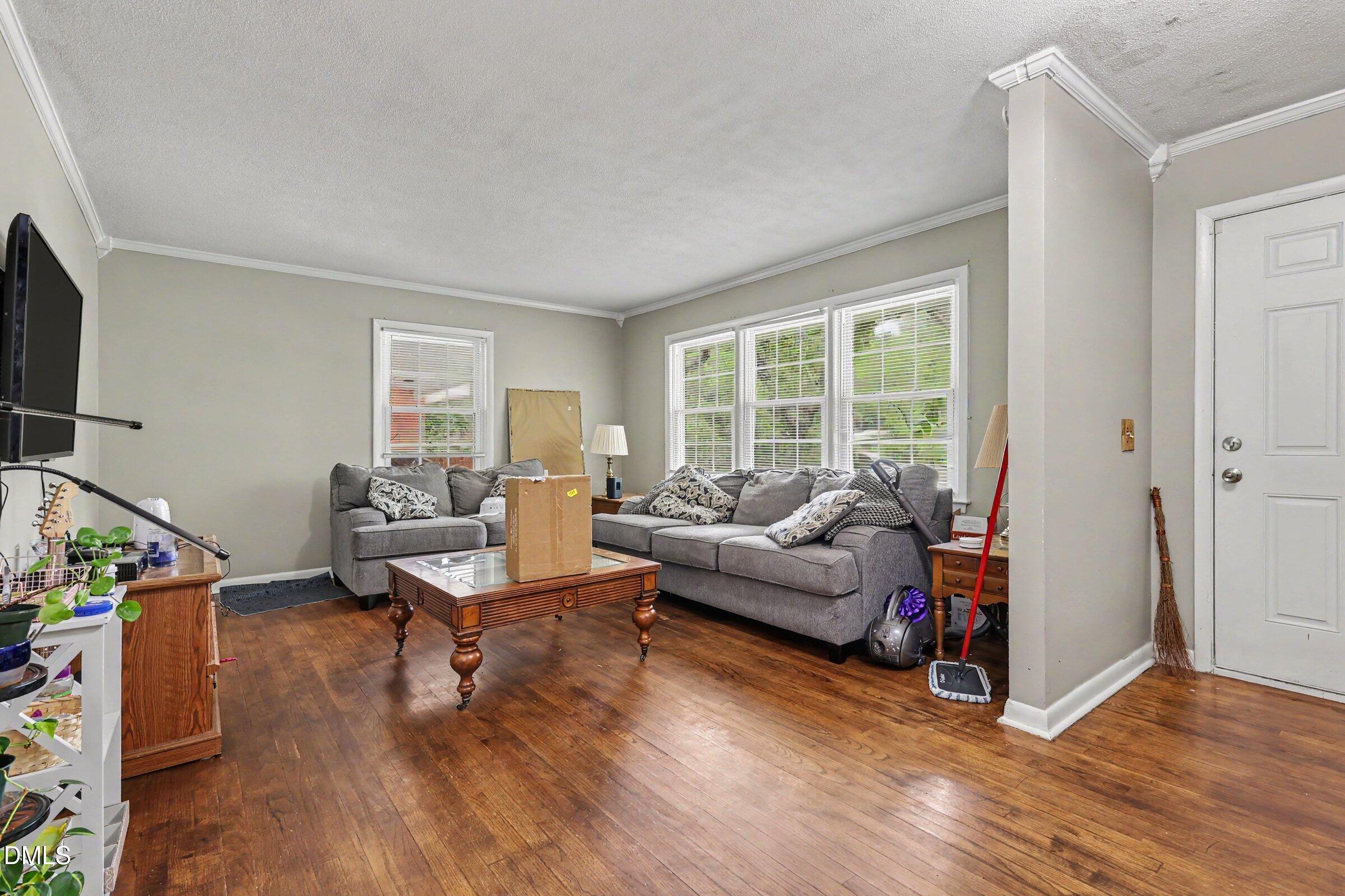 1809 Pinedale Drive Property Photo 7