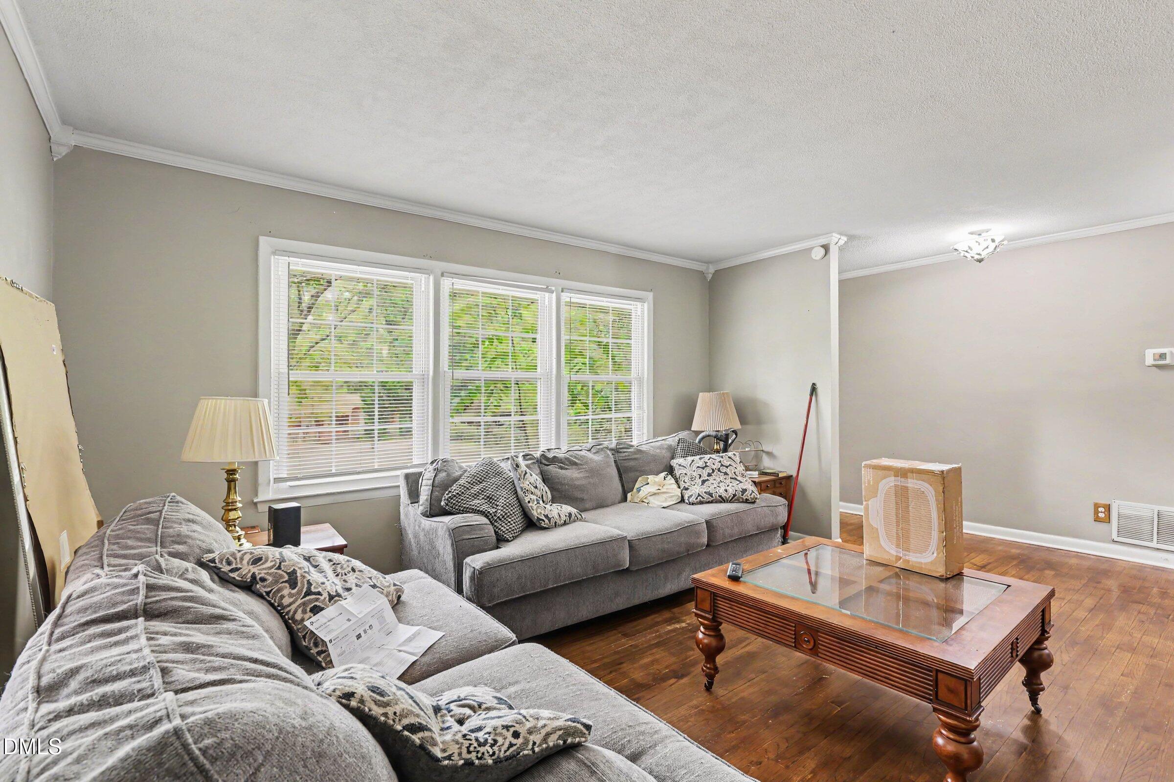 1809 Pinedale Drive Property Photo 8