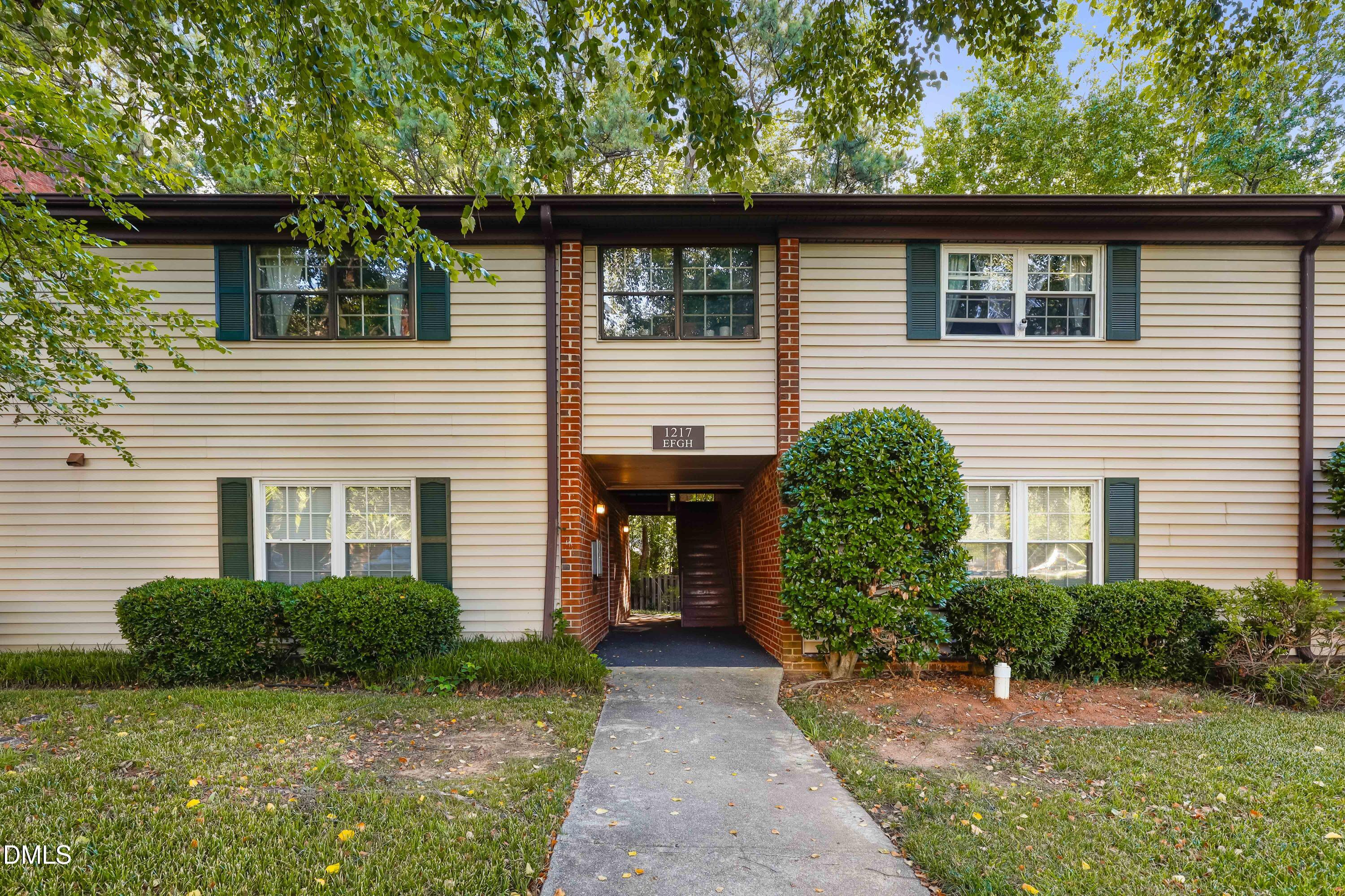 1217 Manassas Court G Property Photo 1