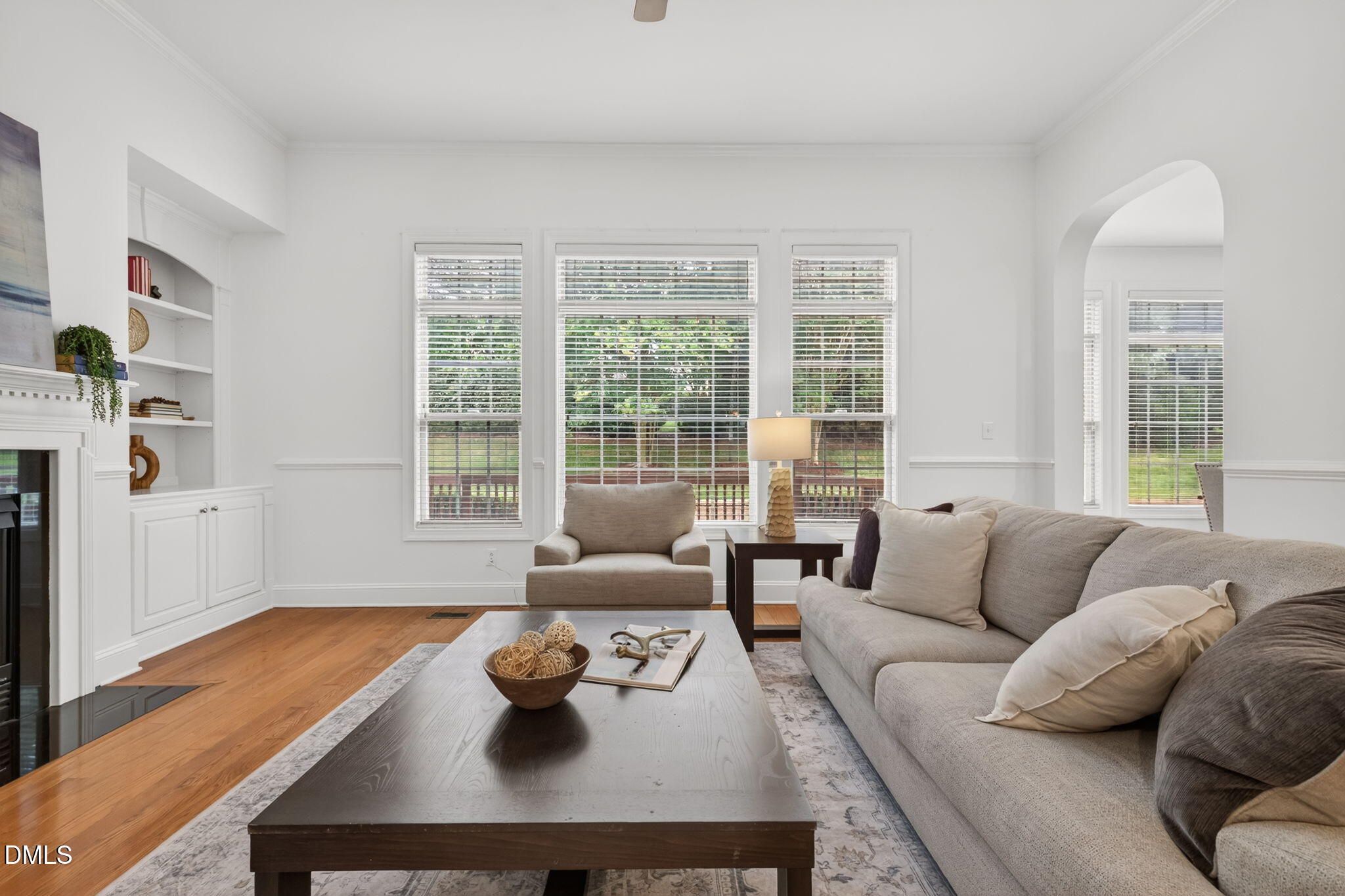 1049 Kennicott Avenue Property Photo 11