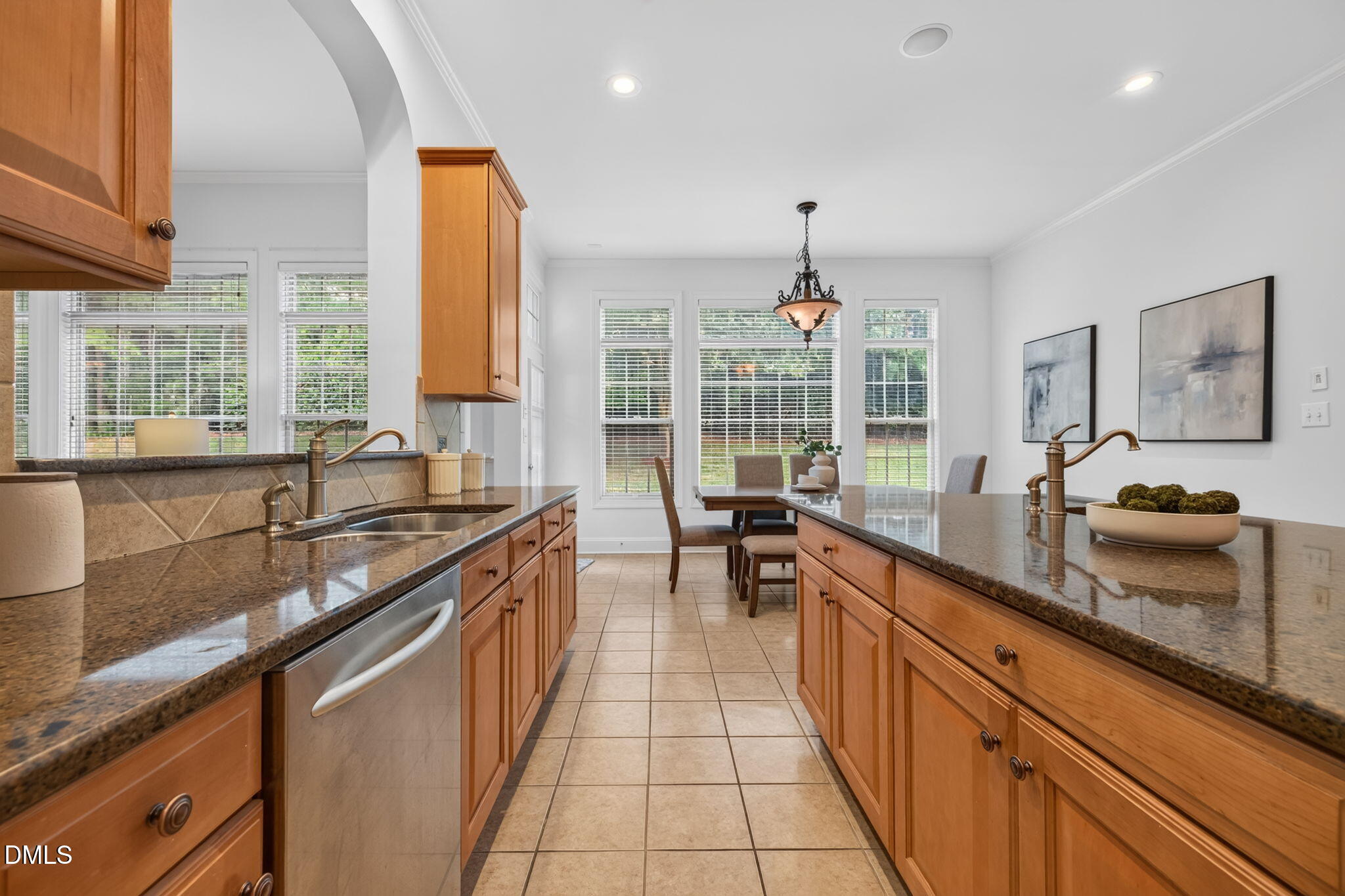 1049 Kennicott Avenue Property Photo 15