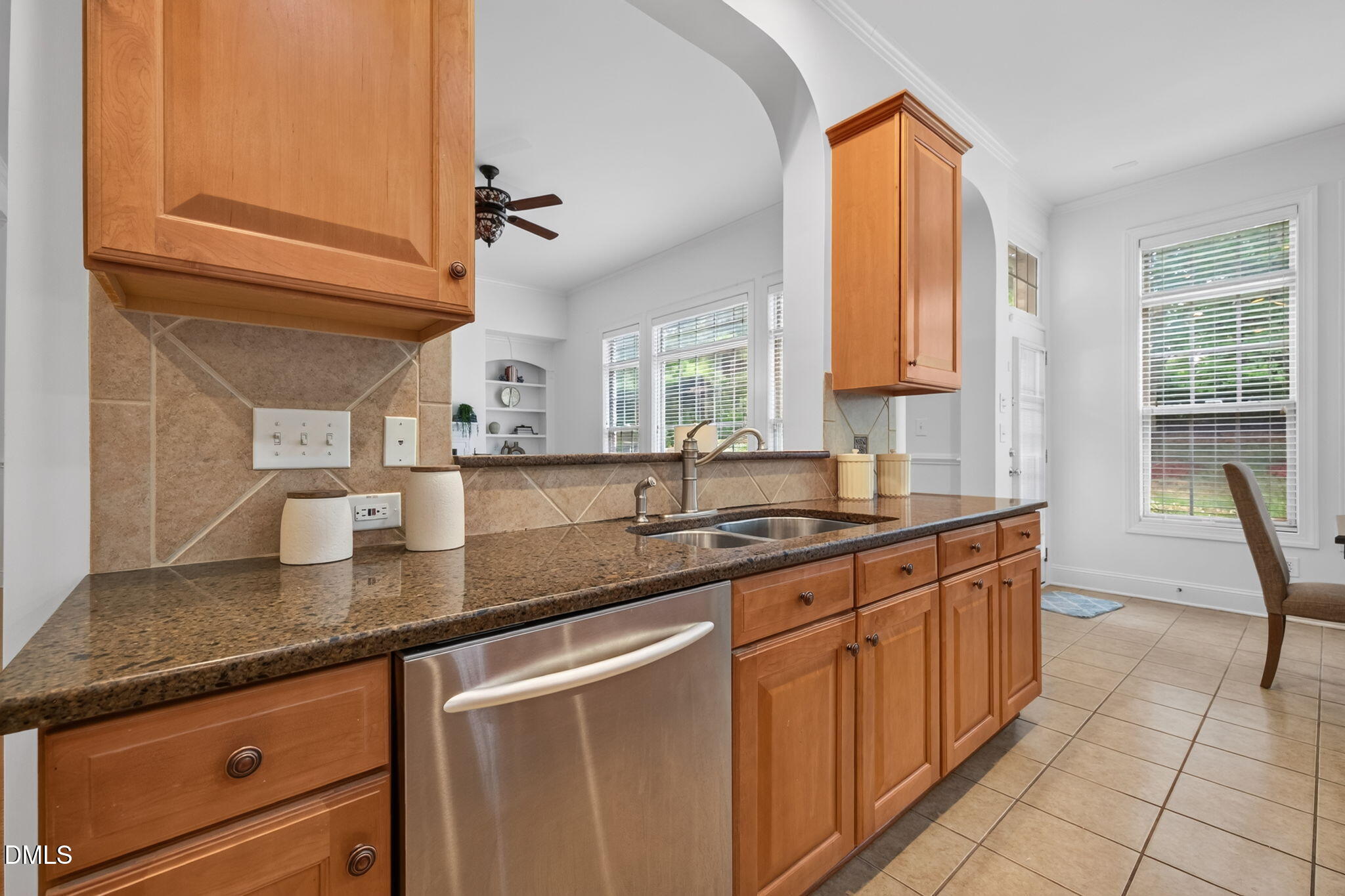 1049 Kennicott Avenue Property Photo 16