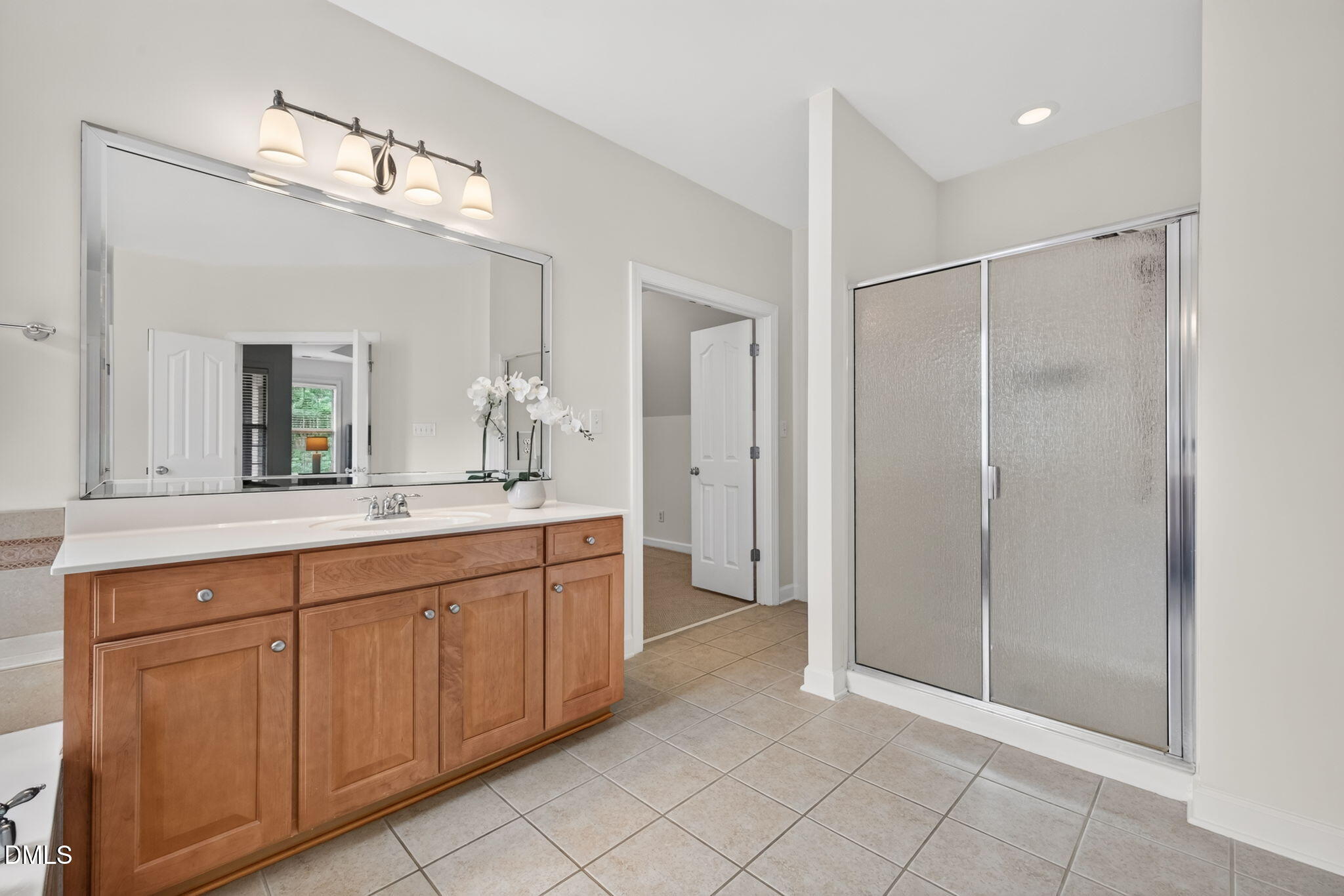 1049 Kennicott Avenue Property Photo 36