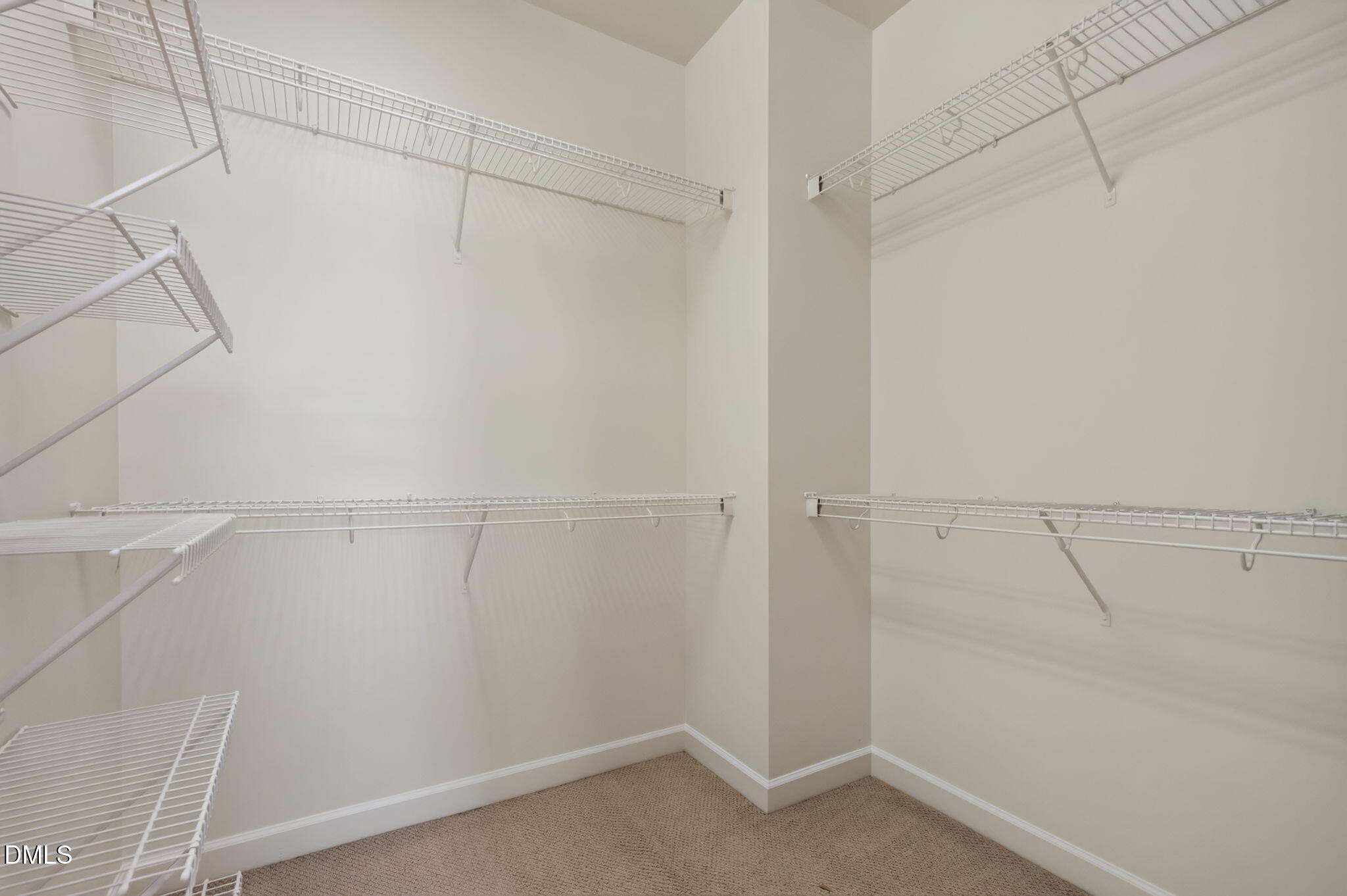 1049 Kennicott Avenue Property Photo 40