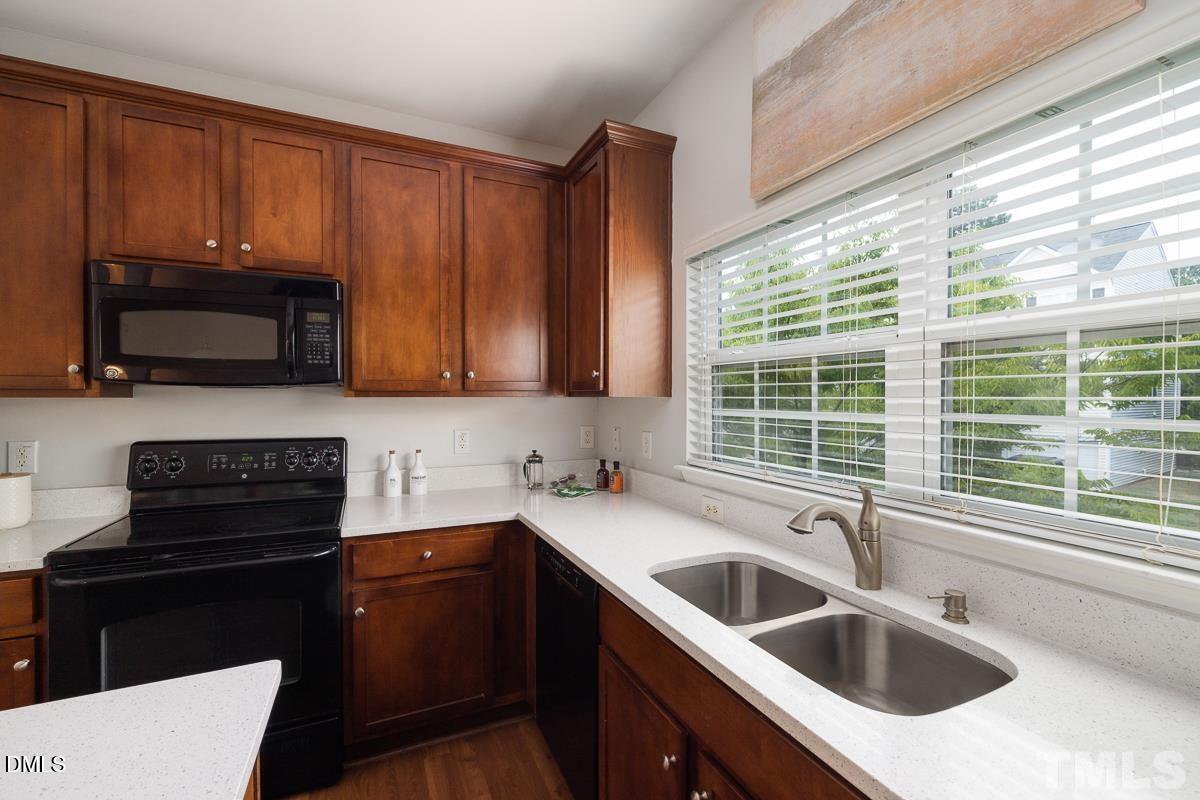 3031 Courtney Creek Boulevard Property Photo 15