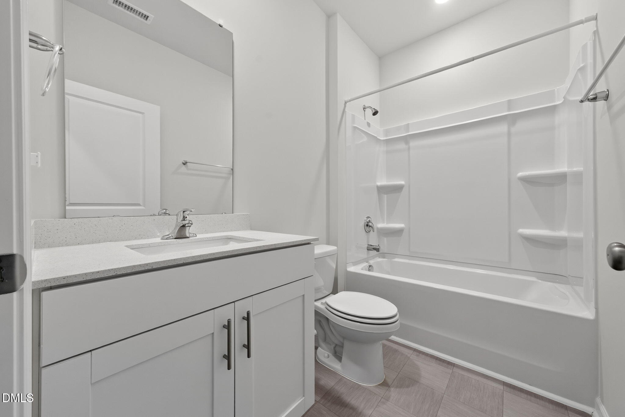636 Juniper Berry Road Property Photo 9