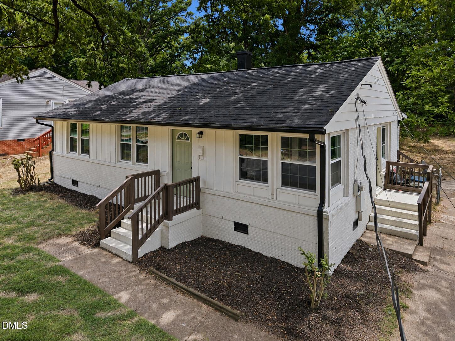 1118 Raynor Street Property Photo 1