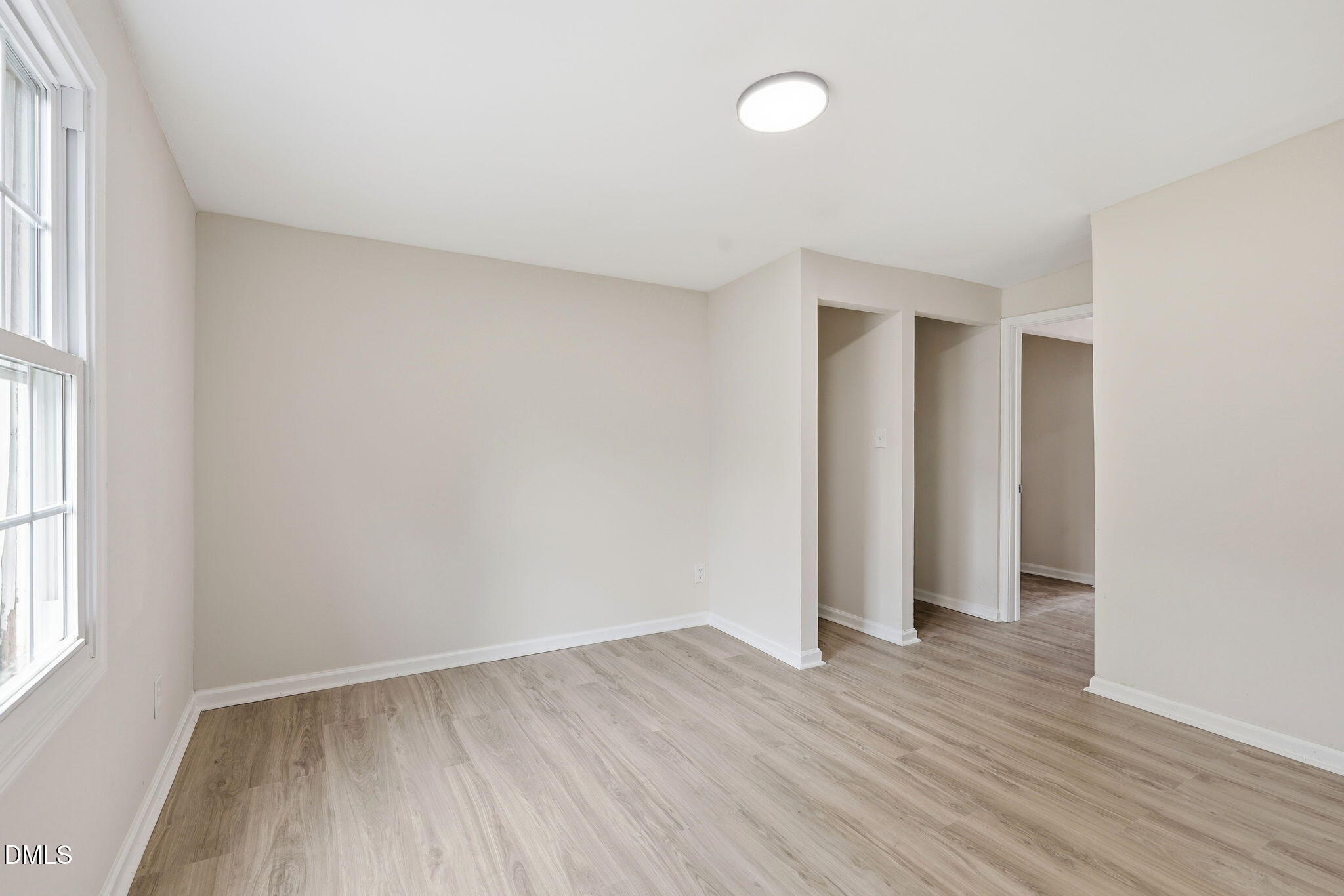 1118 Raynor Street Property Photo 16