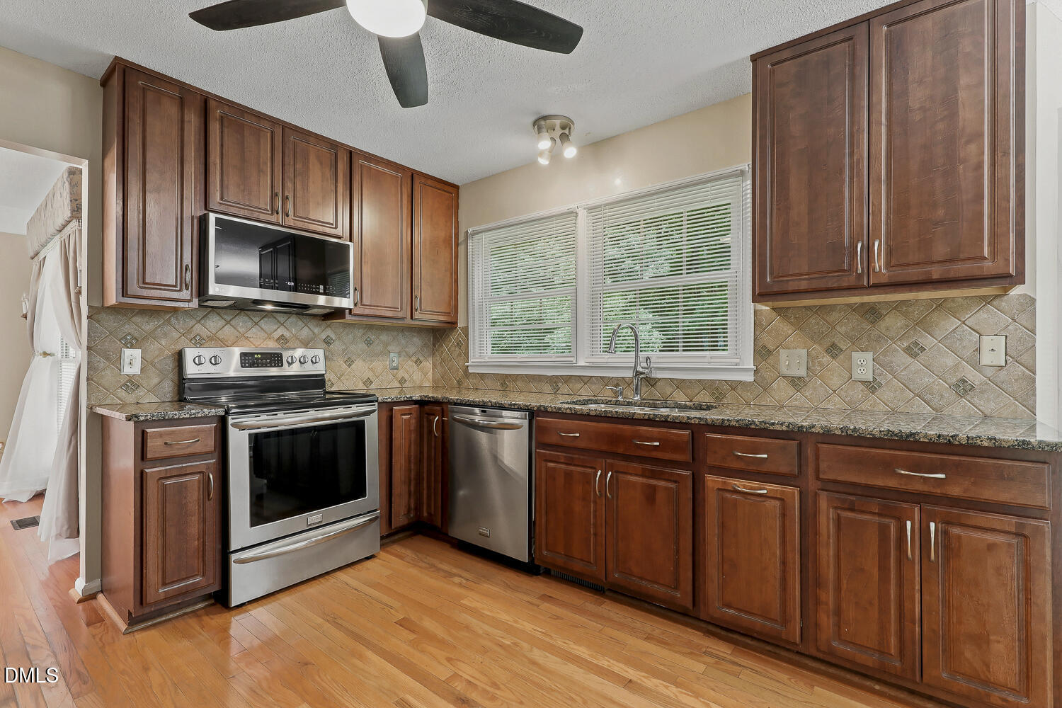 1203 Silvershire Way Property Photo 11