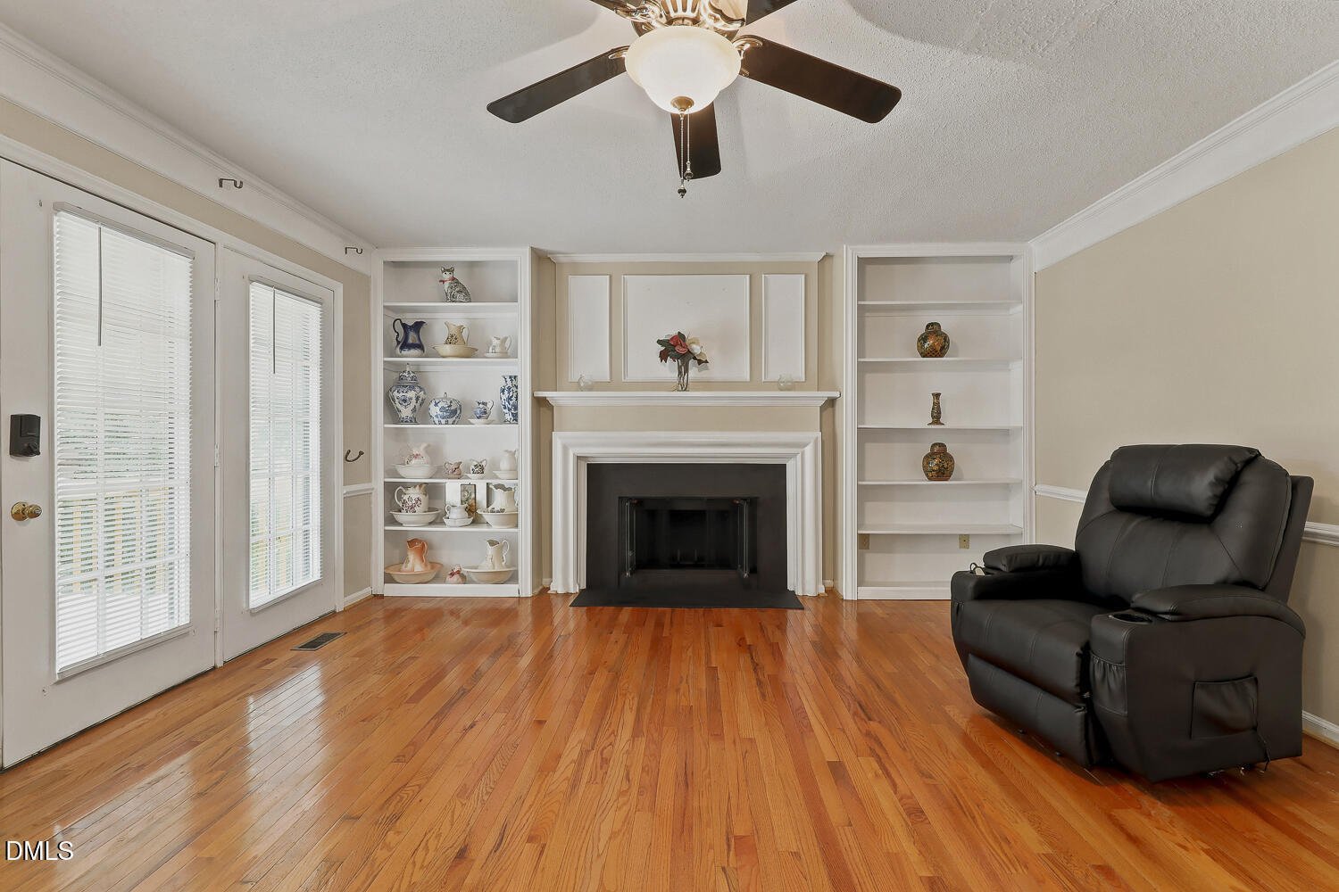 1203 Silvershire Way Property Photo 16