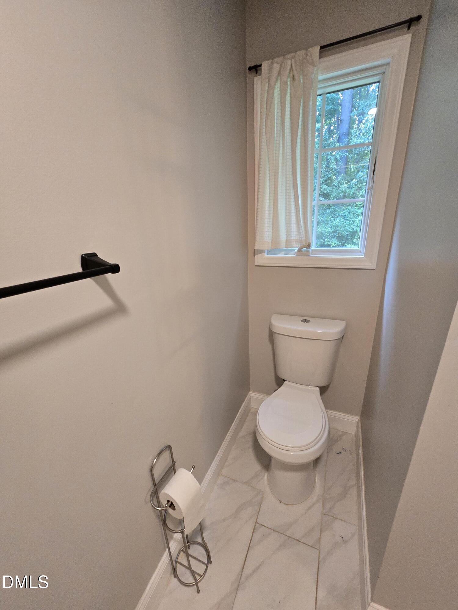 2808 Livery Way Property Photo 37