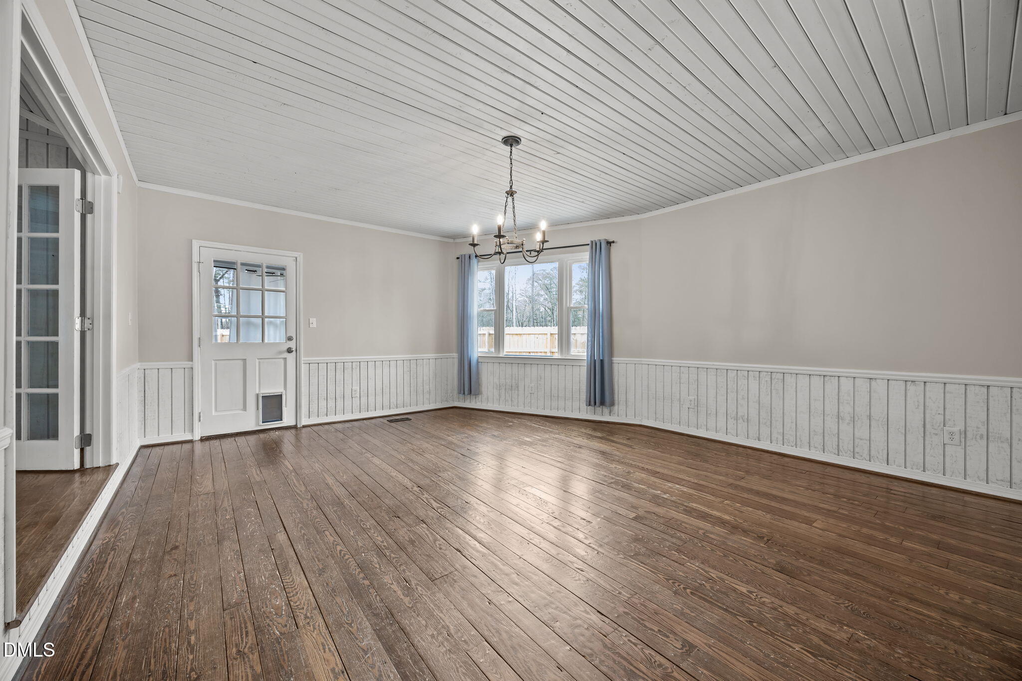700 Woodland Road Property Photo 6