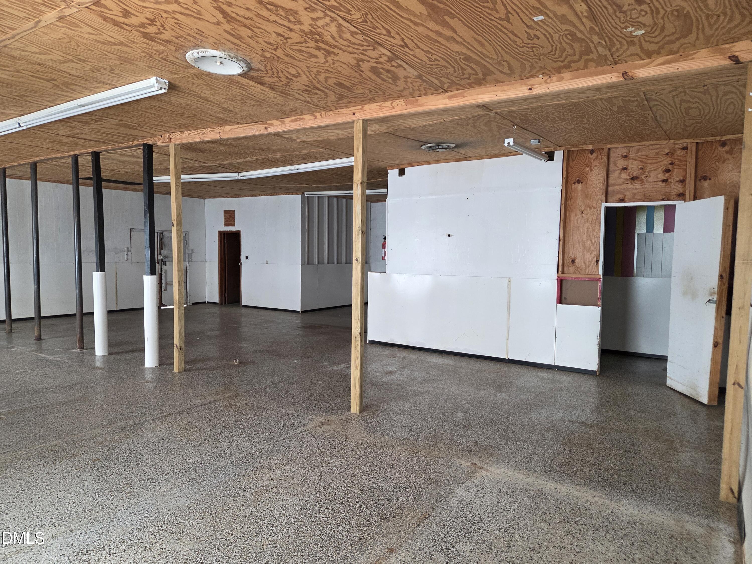 608 Roxboro Road Property Photo 3