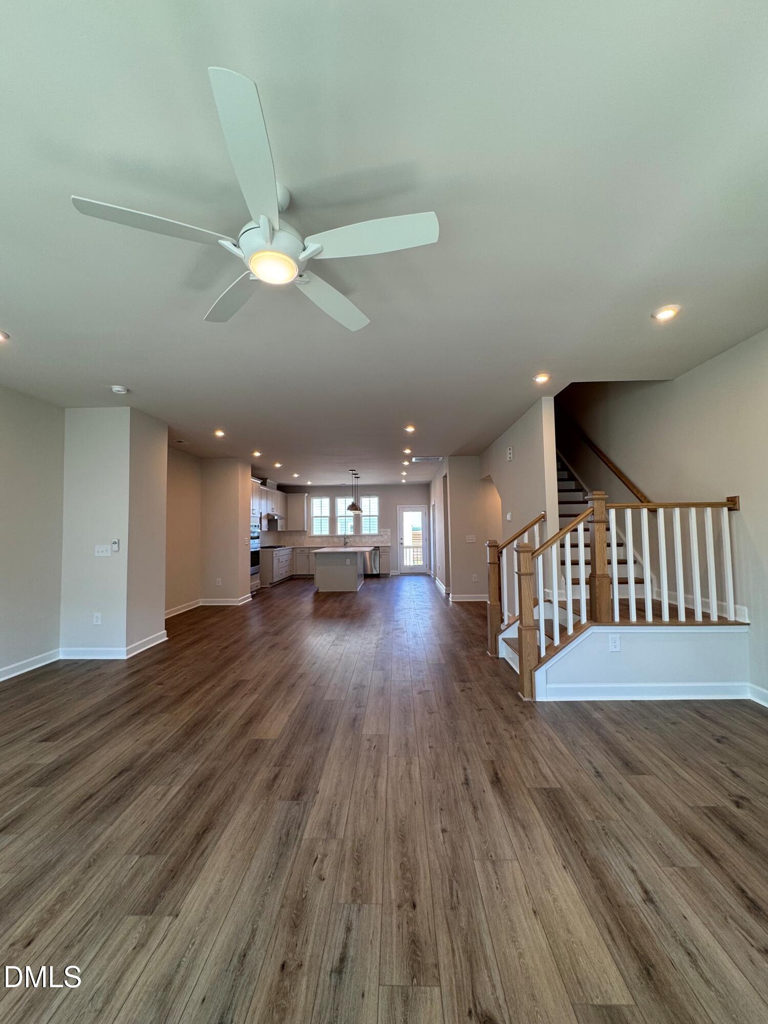 702 Hyperion Alley Property Photo 3