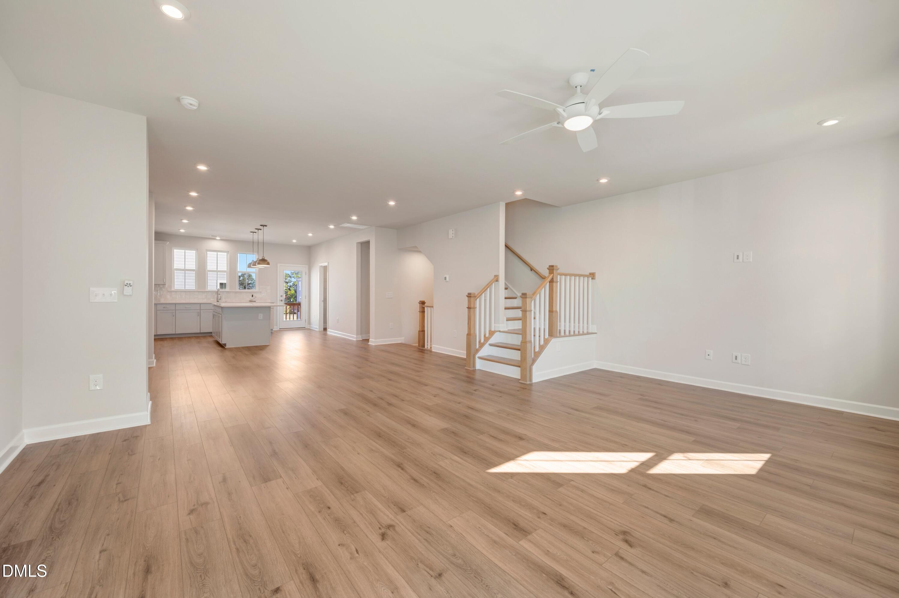 702 Hyperion Alley Property Photo 7